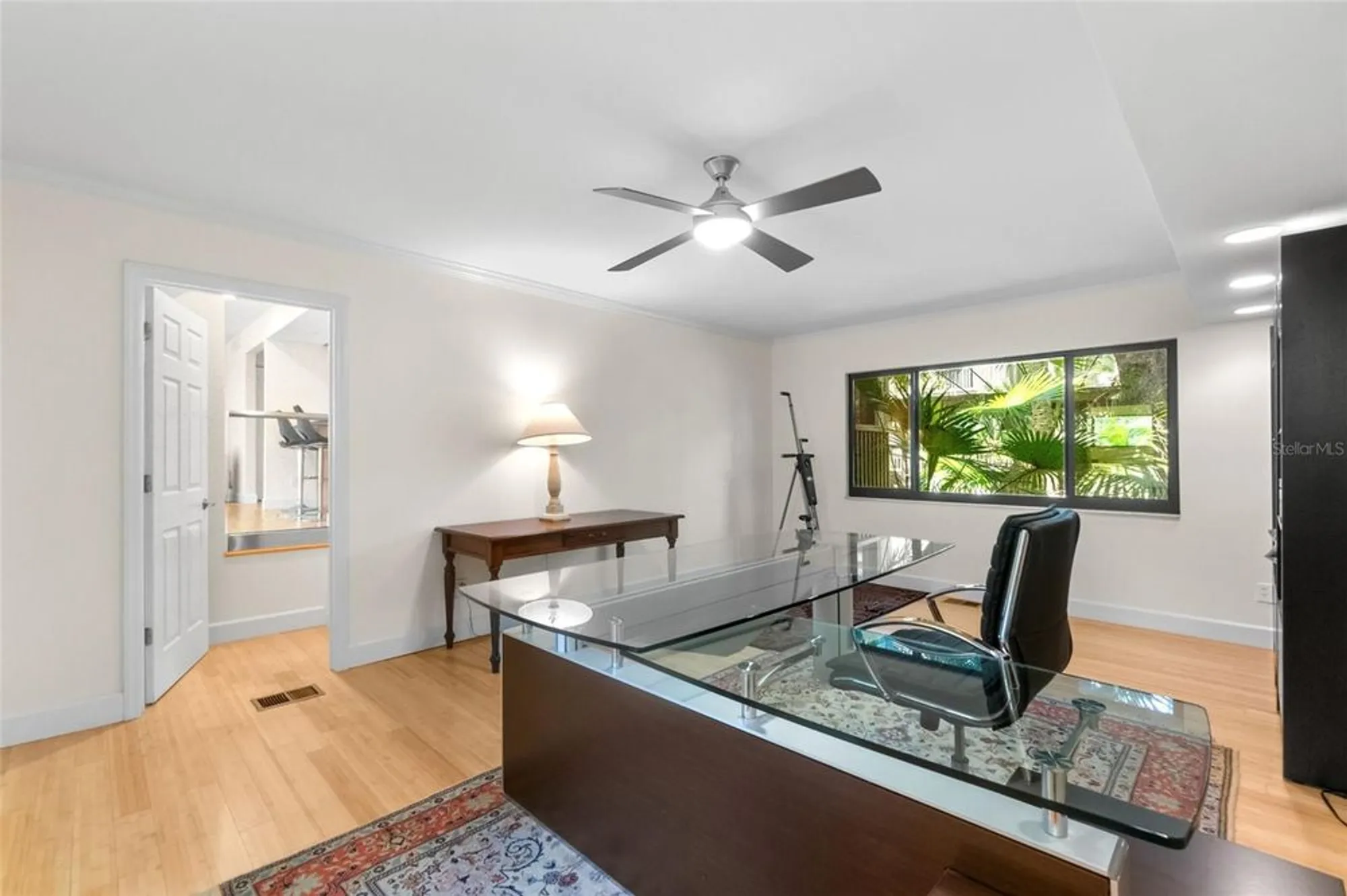 Property Slideshow image 28 of 69 | 1347 landings dr 6, Sarasota, FL, 34231