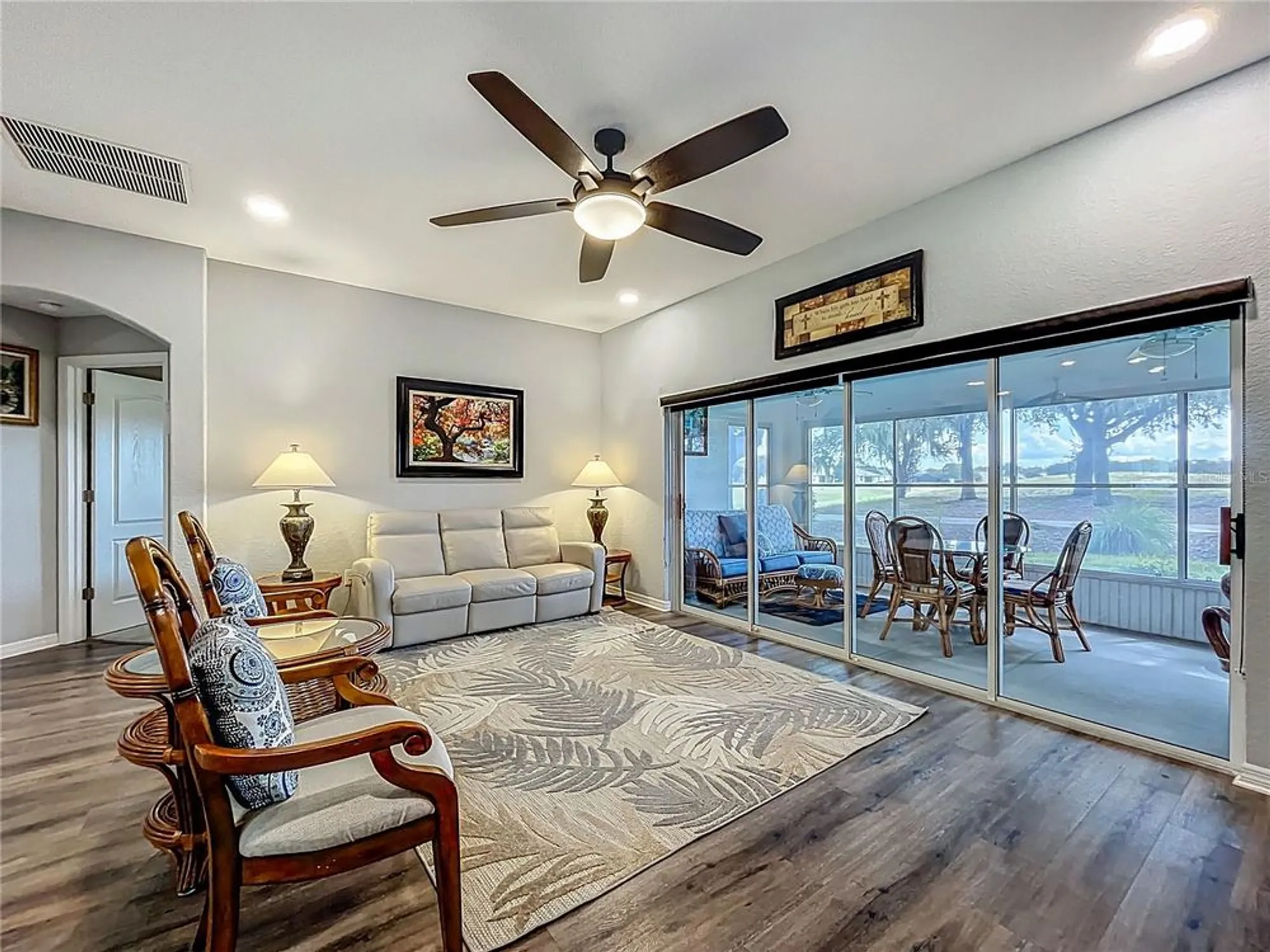 Property Slideshow image 3 of 49 | 27327 roanoke dr, Leesburg, FL, 34748