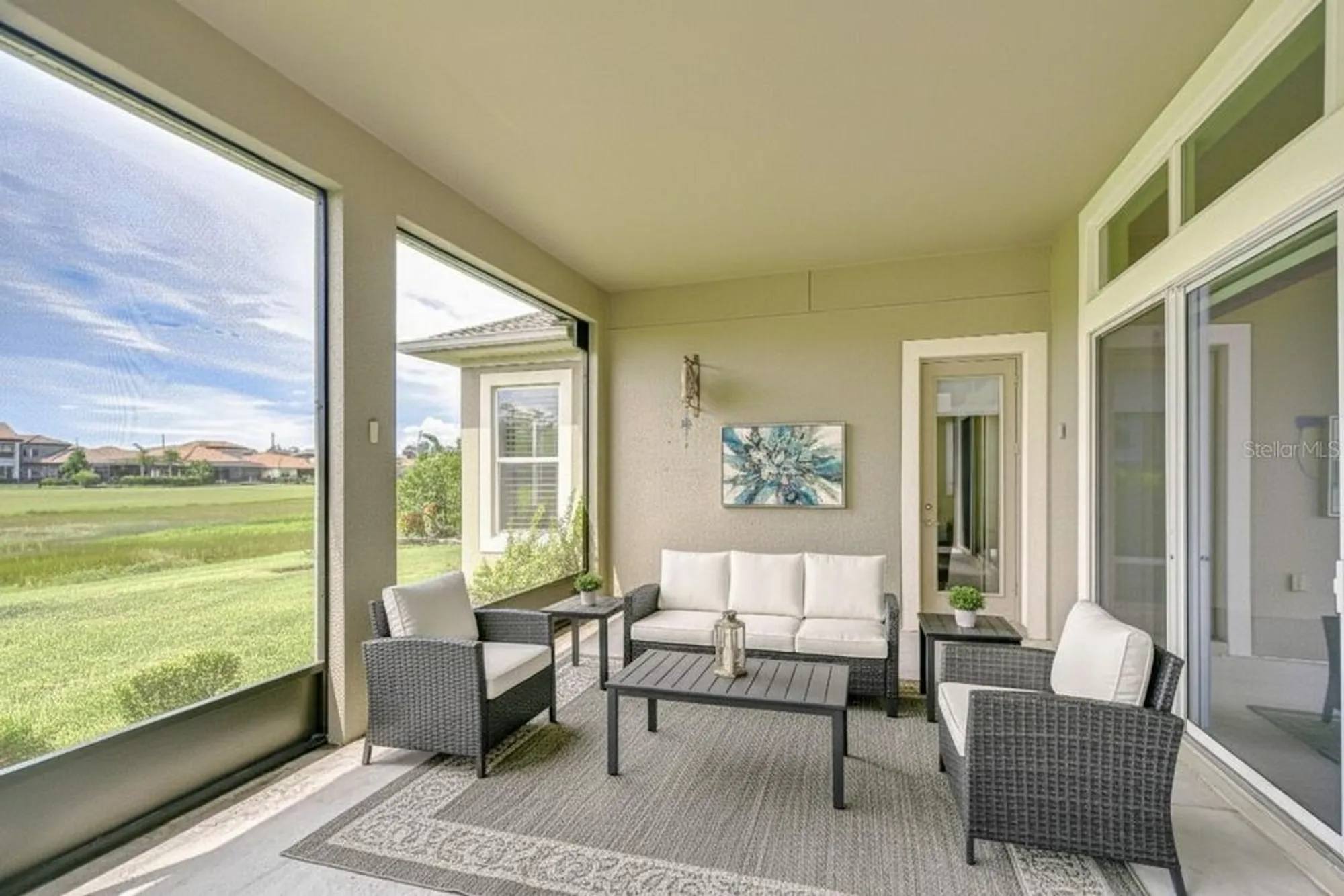 Property Slideshow image 24 of 36 | 13937 swallow hill dr, Lithia, FL, 33547