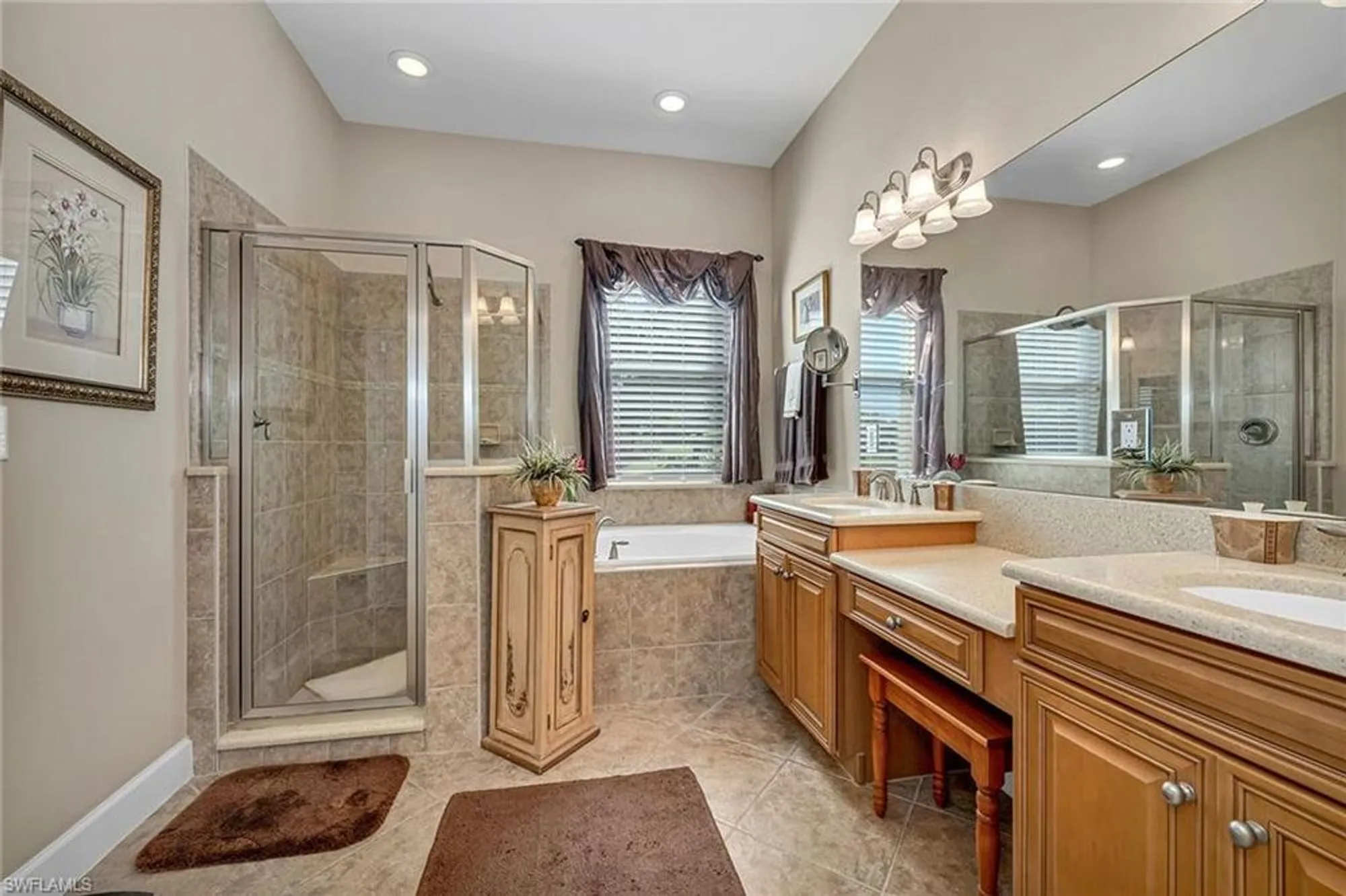 Property Slideshow image 13 of 17 | 3431 lakeview isle ct, Fort Myers, FL, 33905