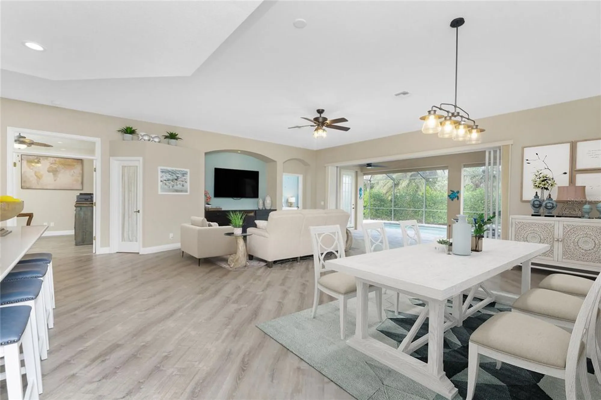 Property Slideshow image 9 of 59 | 17929 courtside landings cir, Punta Gorda, FL, 33955