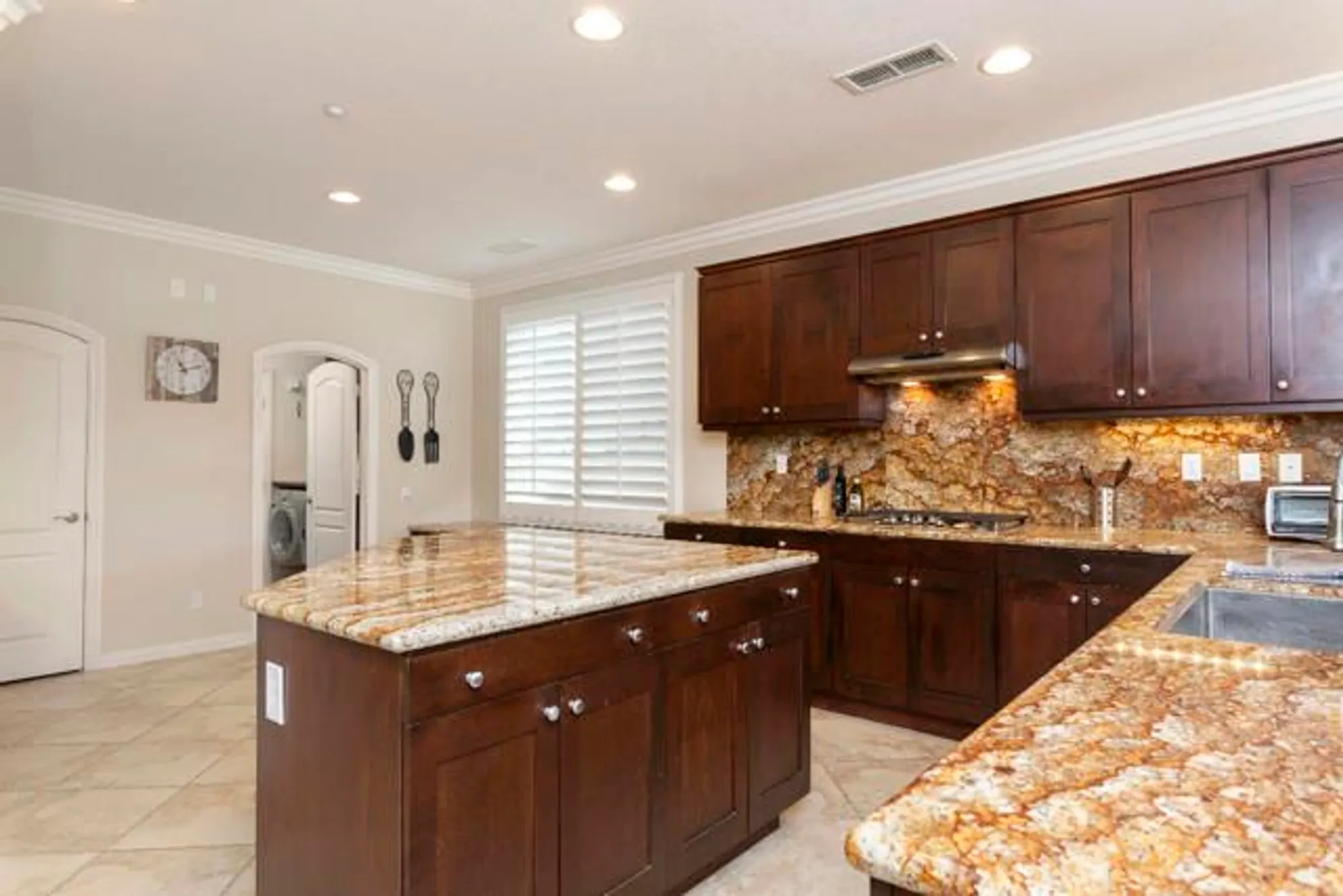 Property Slideshow image 14 of 54 | 1933 savanna way, Palm Springs, CA, 92262