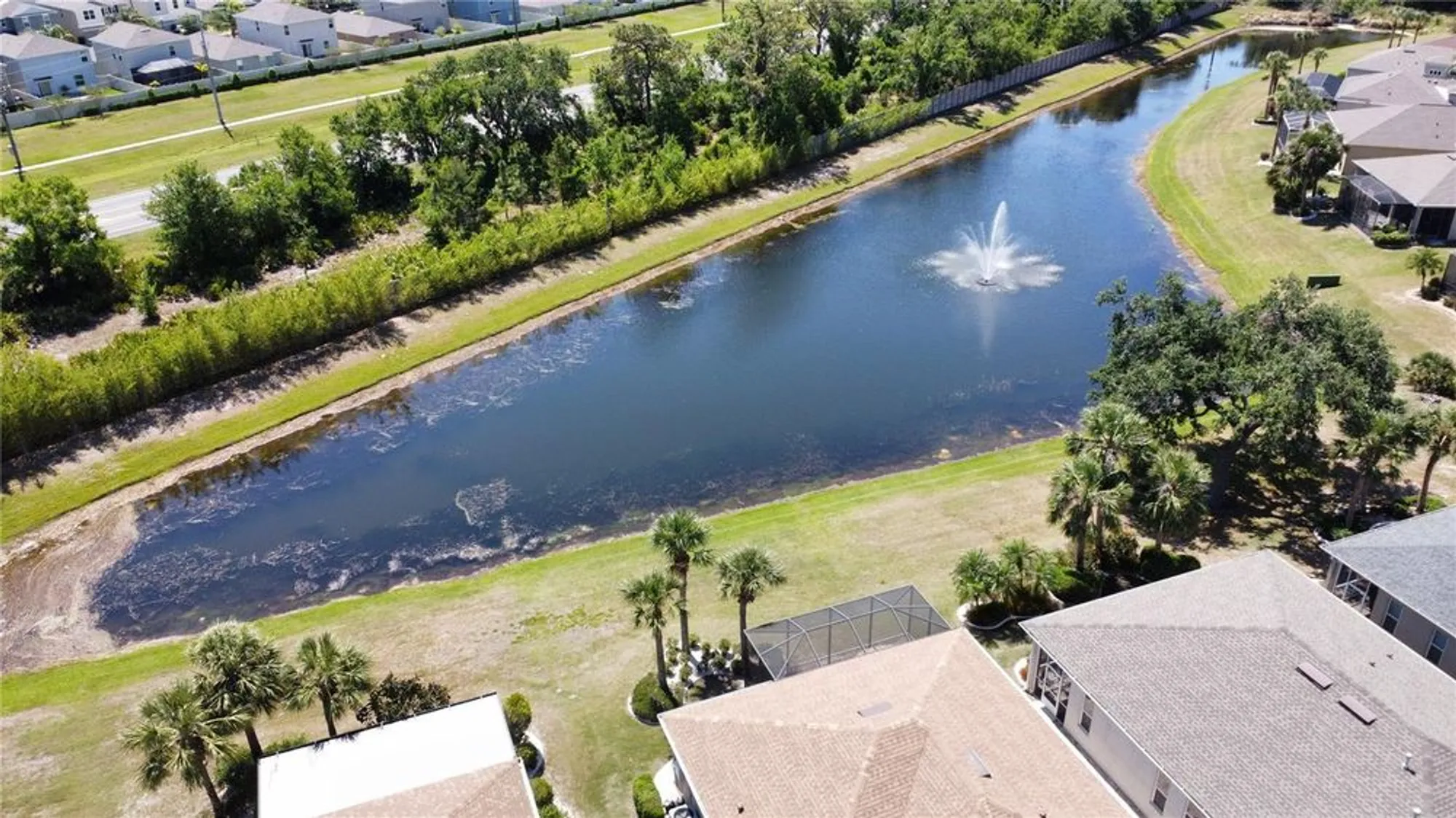 Property Slideshow image 26 of 29 | 832 king leon way, Sun City Center, FL, 33573