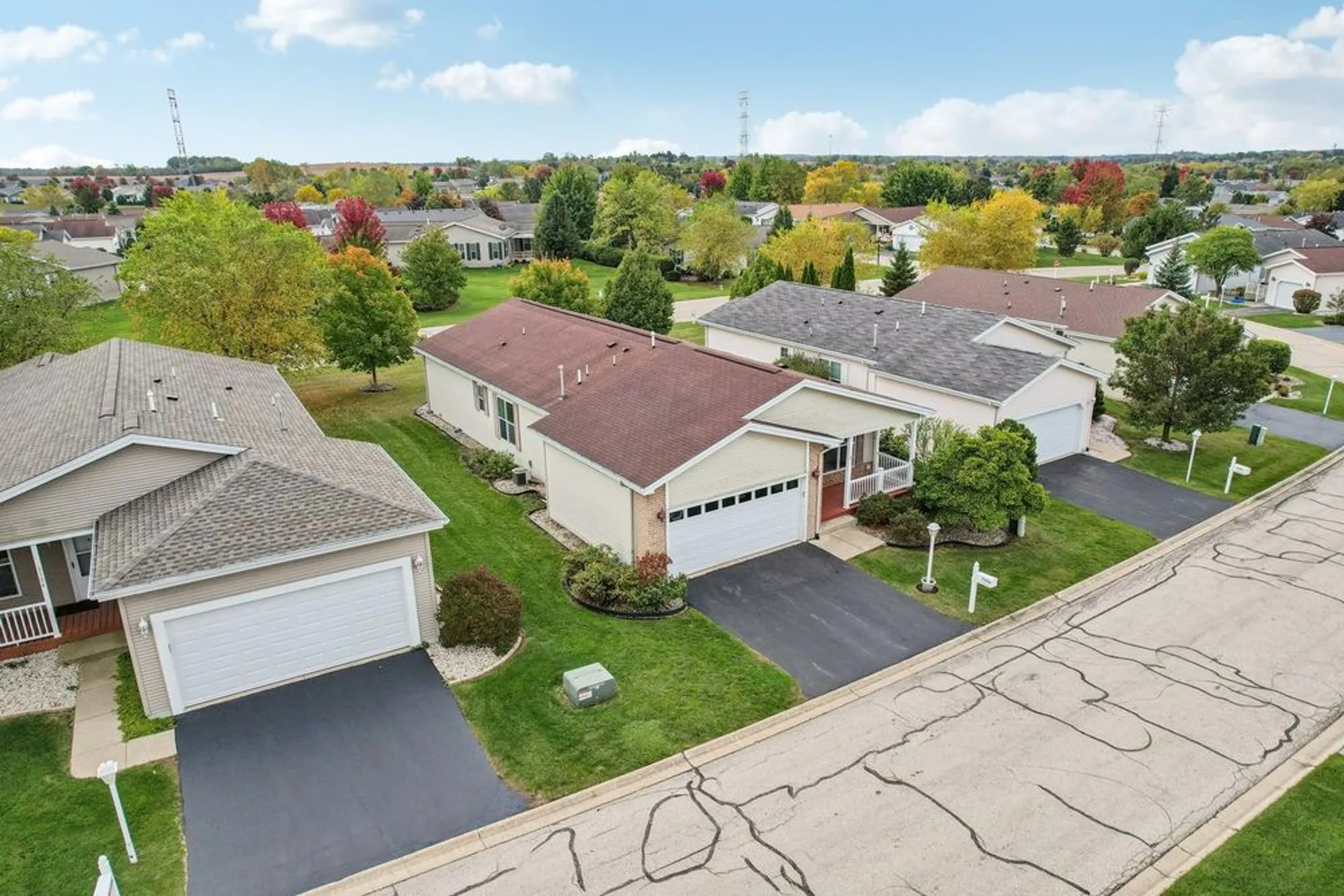 Property Slideshow image 30 of 33 | 3306 stakes ln, Grayslake, IL, 60030