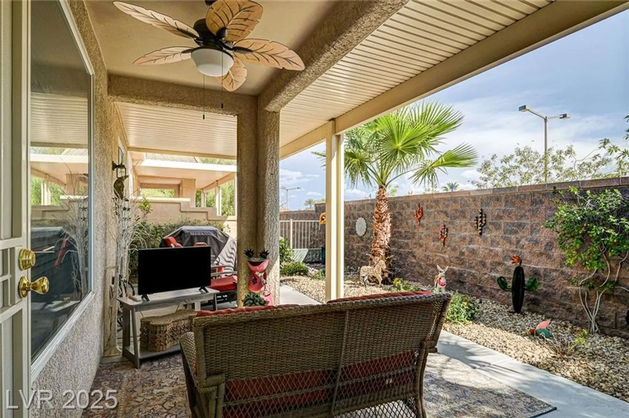 Property Slideshow image 35 of 41 | 10393 abisso dr, Las Vegas, NV, 89135