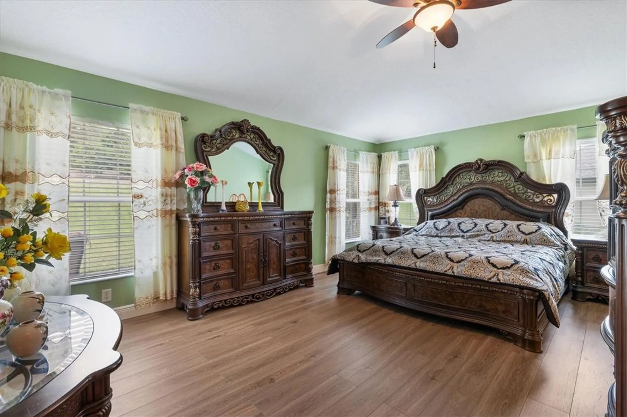 Property Slideshow image 14 of 29 | 39911 bayview dr, Lady Lake, FL, 32159