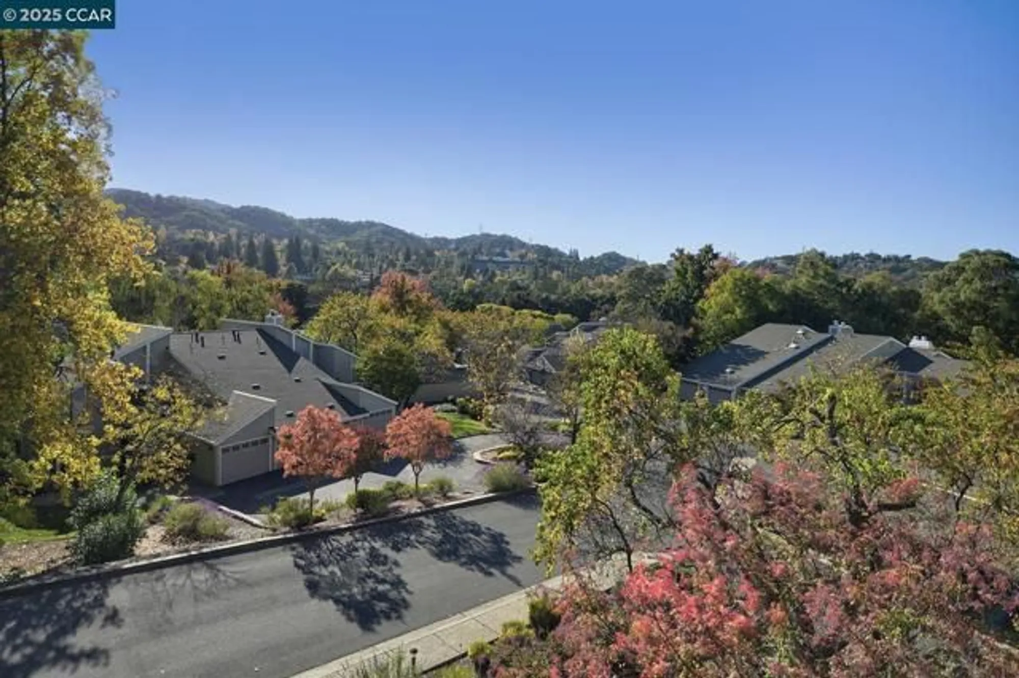 Property Slideshow image 14 of 58 | 3050 rossmoor pkwy apt 1, Walnut Creek, CA, 94595