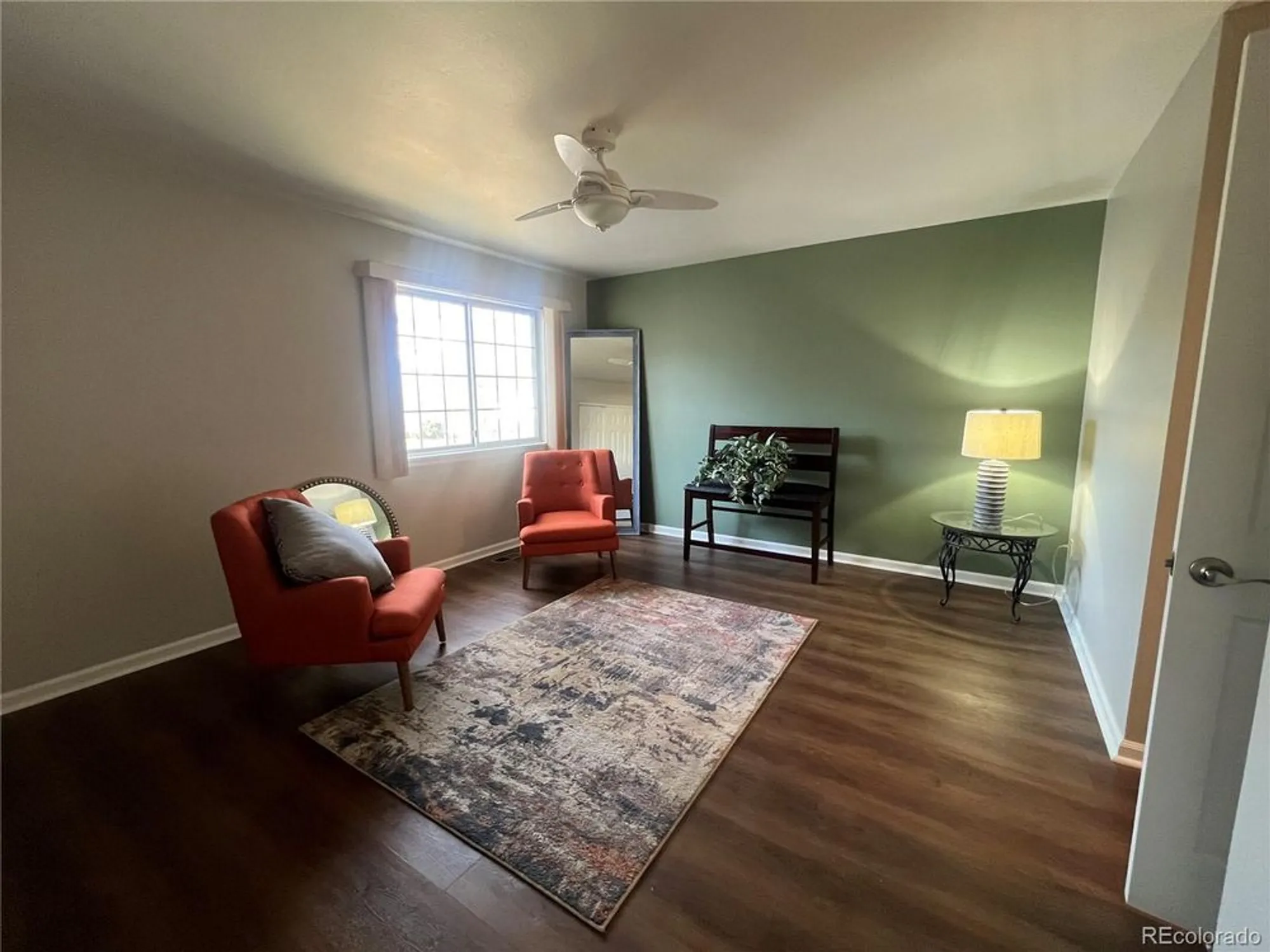 Property Slideshow image 16 of 25 | 2808 s heather gardens way b, Aurora, CO, 80014