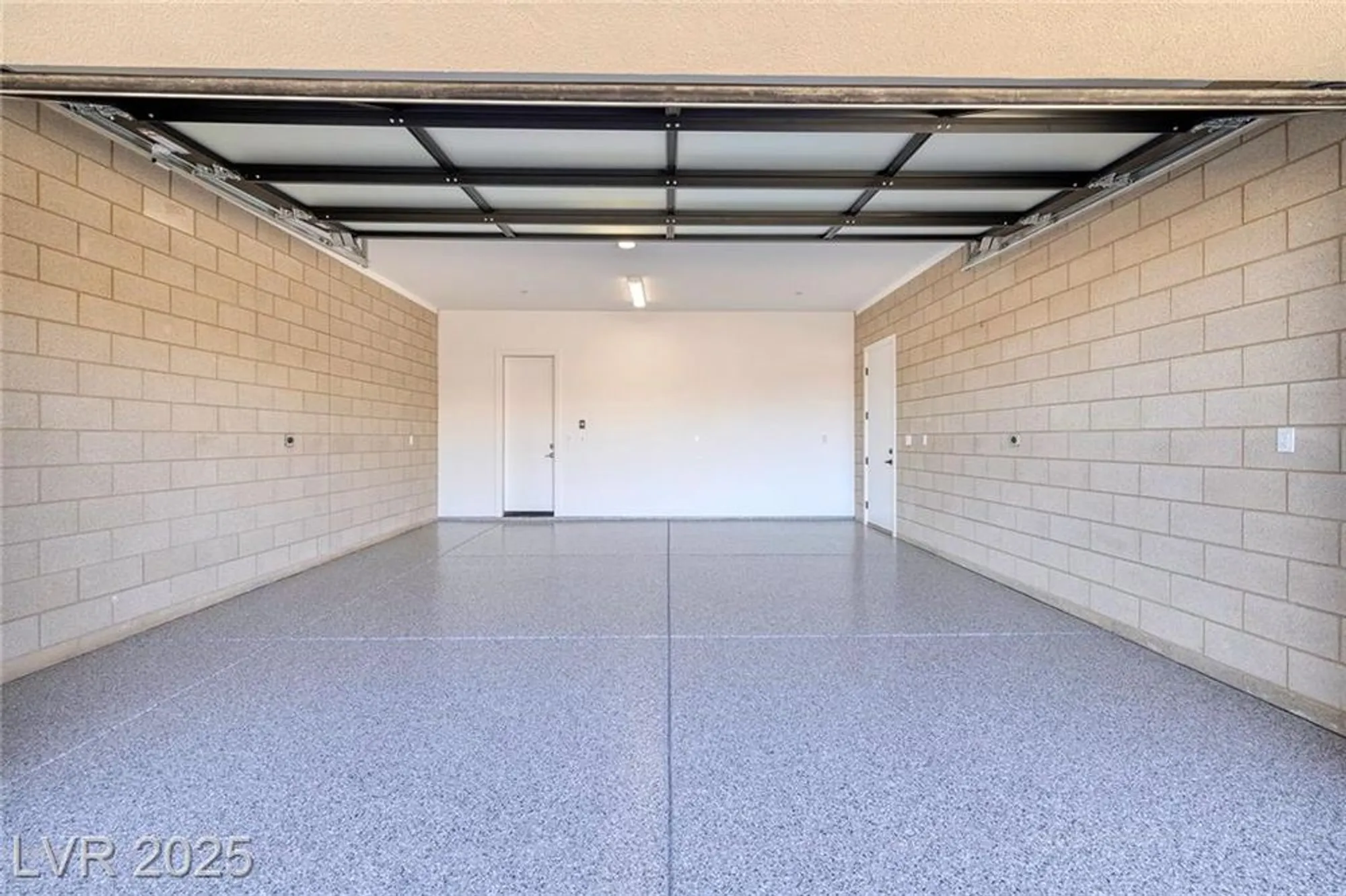 Property Slideshow image 60 of 65 | 37 reflection shores ln, Henderson, NV, 89011