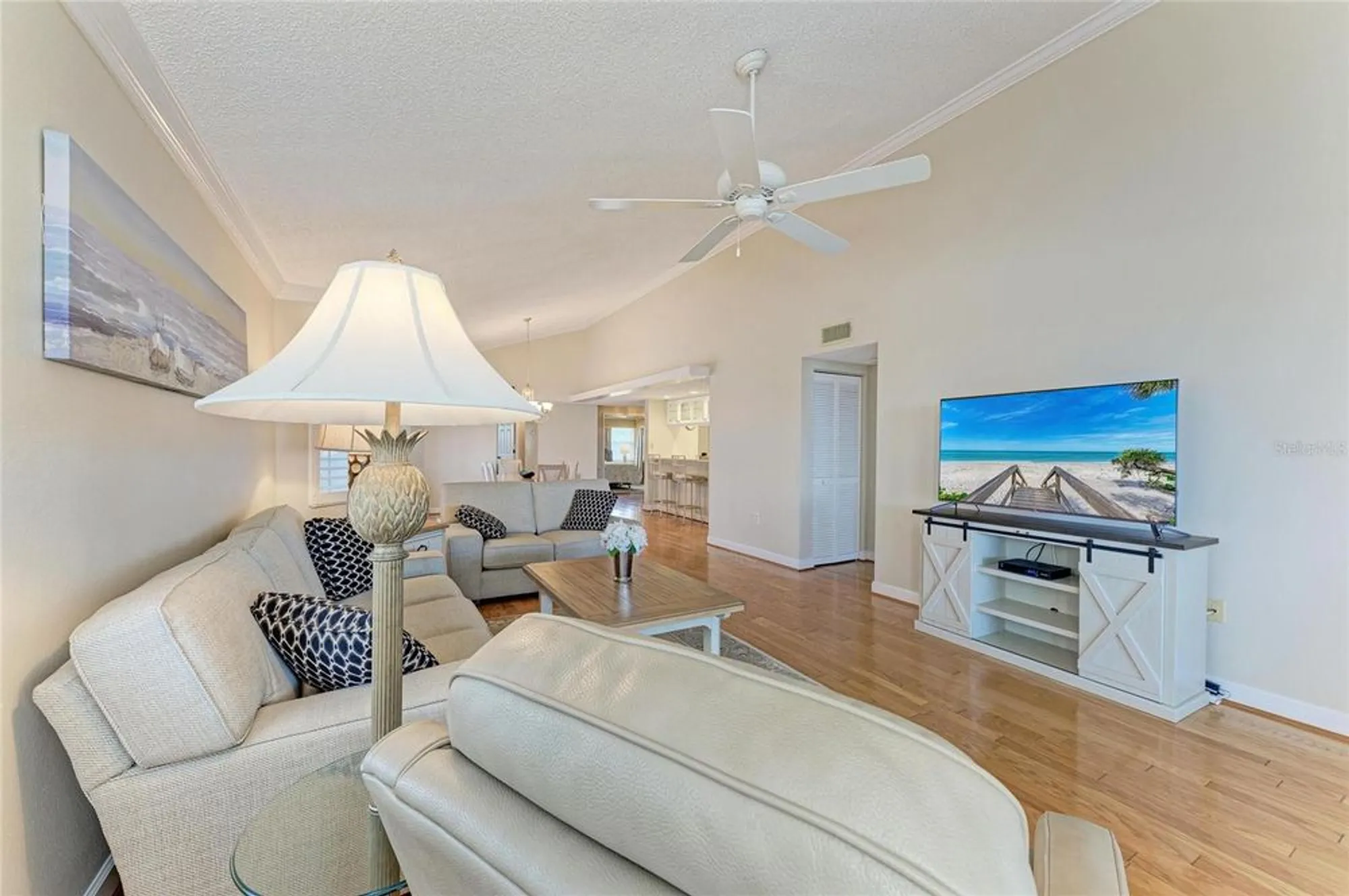 Property Slideshow image 13 of 45 | 1247 edgewater cir # 1247, Bradenton, FL, 34209
