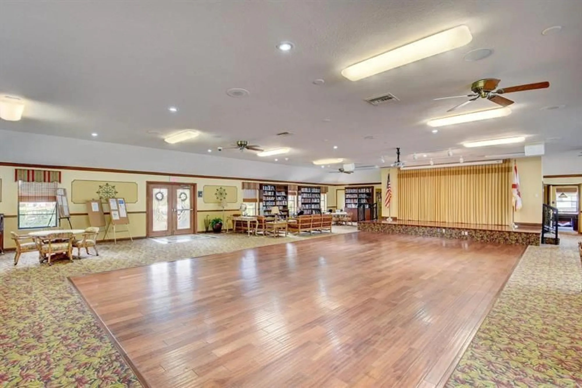 Property Slideshow image 55 of 66 | 9800 pecan tree dr b, Boynton Beach, FL, 33436