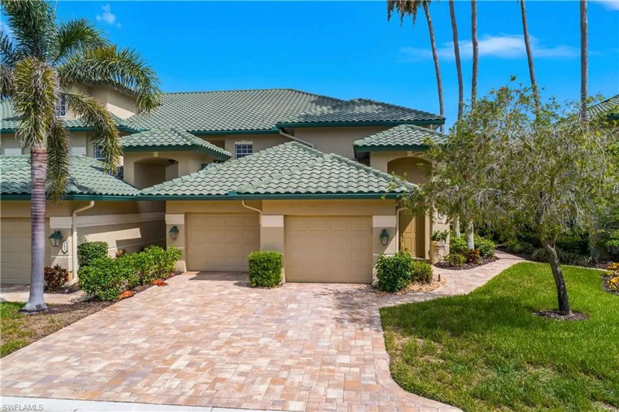 Property Slideshow image 4 of 45 | 24619 ivory cane dr 203, Bonita Springs, FL, 34134