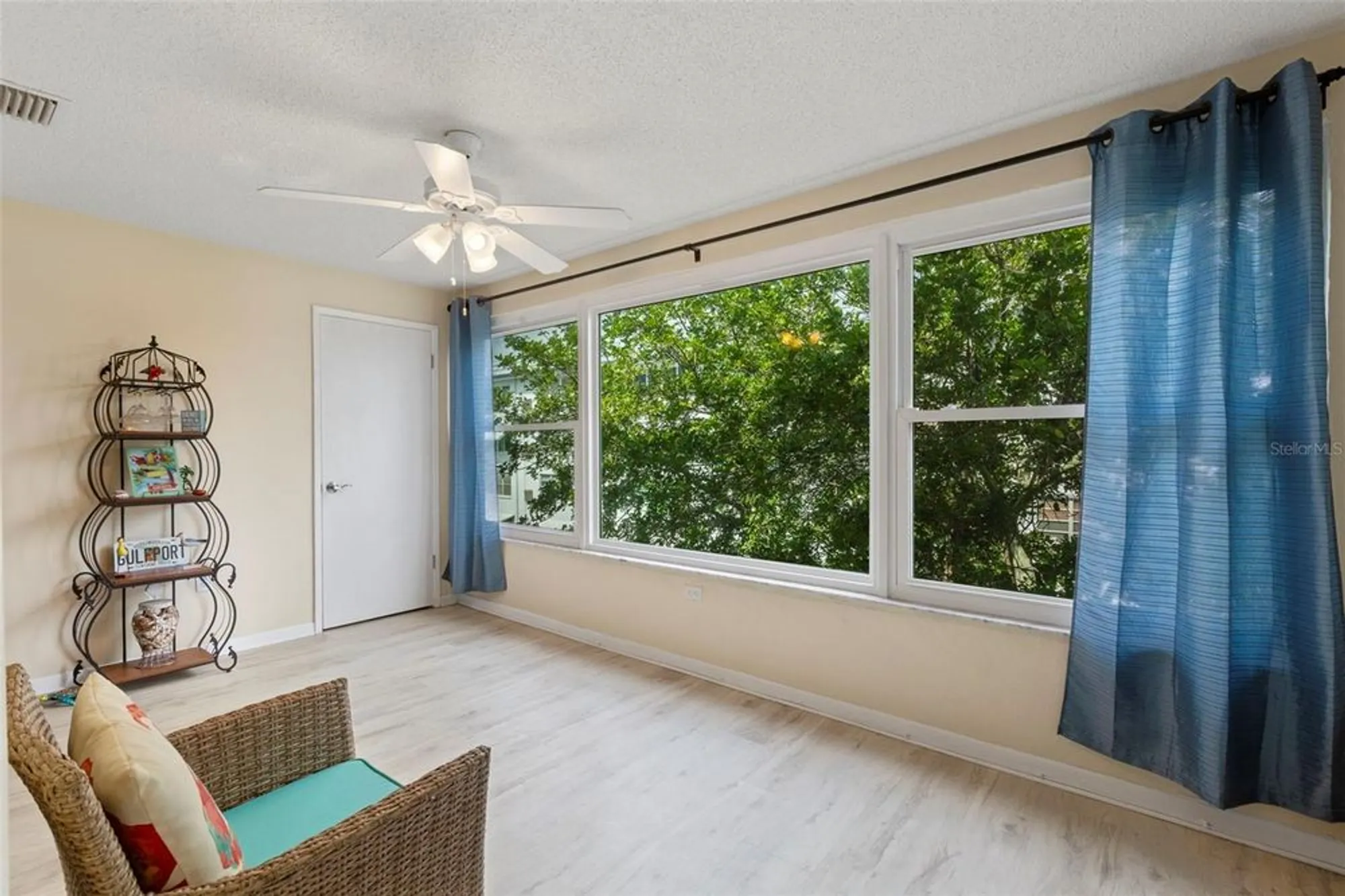 Property Slideshow image 17 of 45 | 3114 59th st 302, Gulfport, FL, 33707