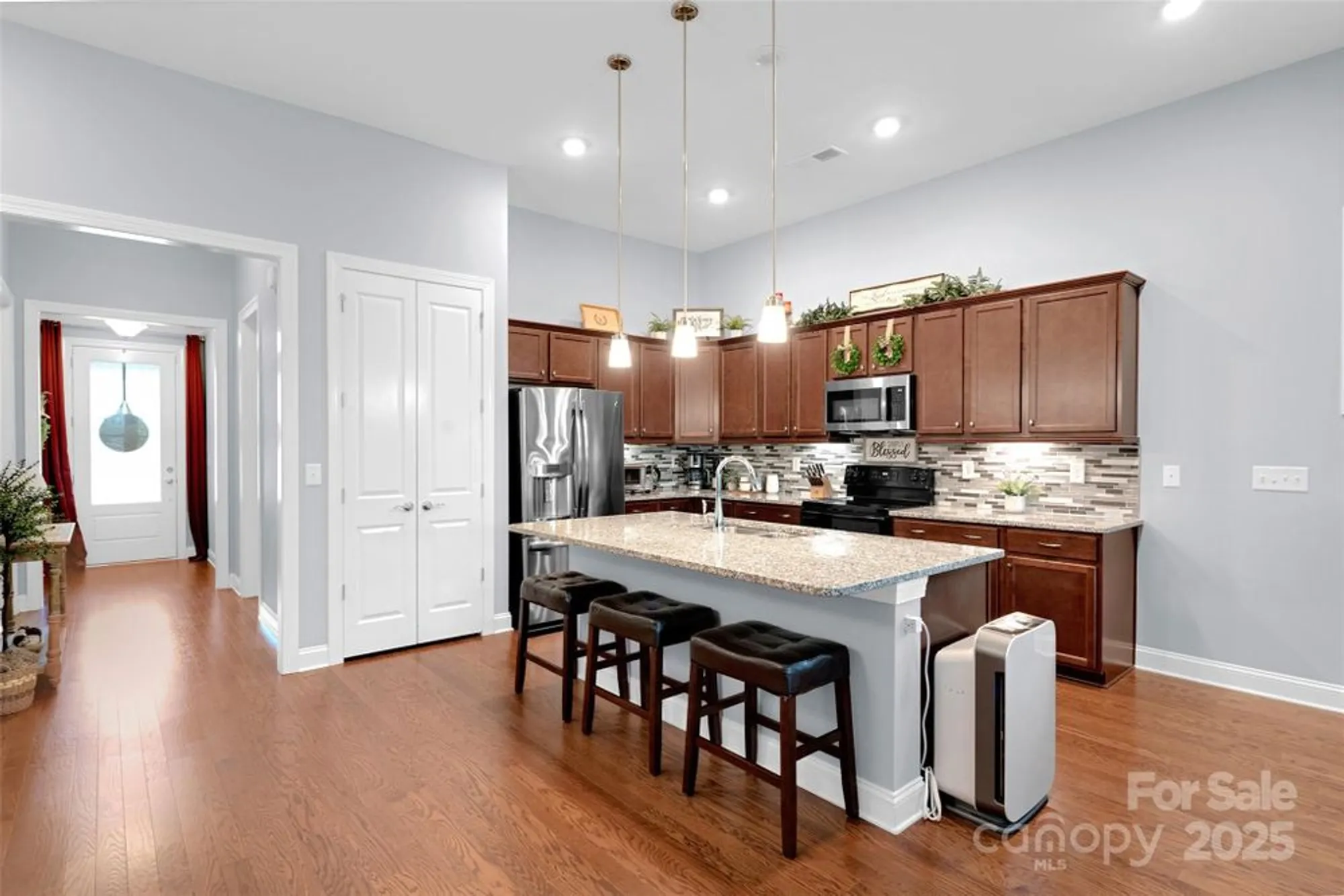 Property Slideshow image 8 of 45 | 8206 festival way, Charlotte, NC, 28215