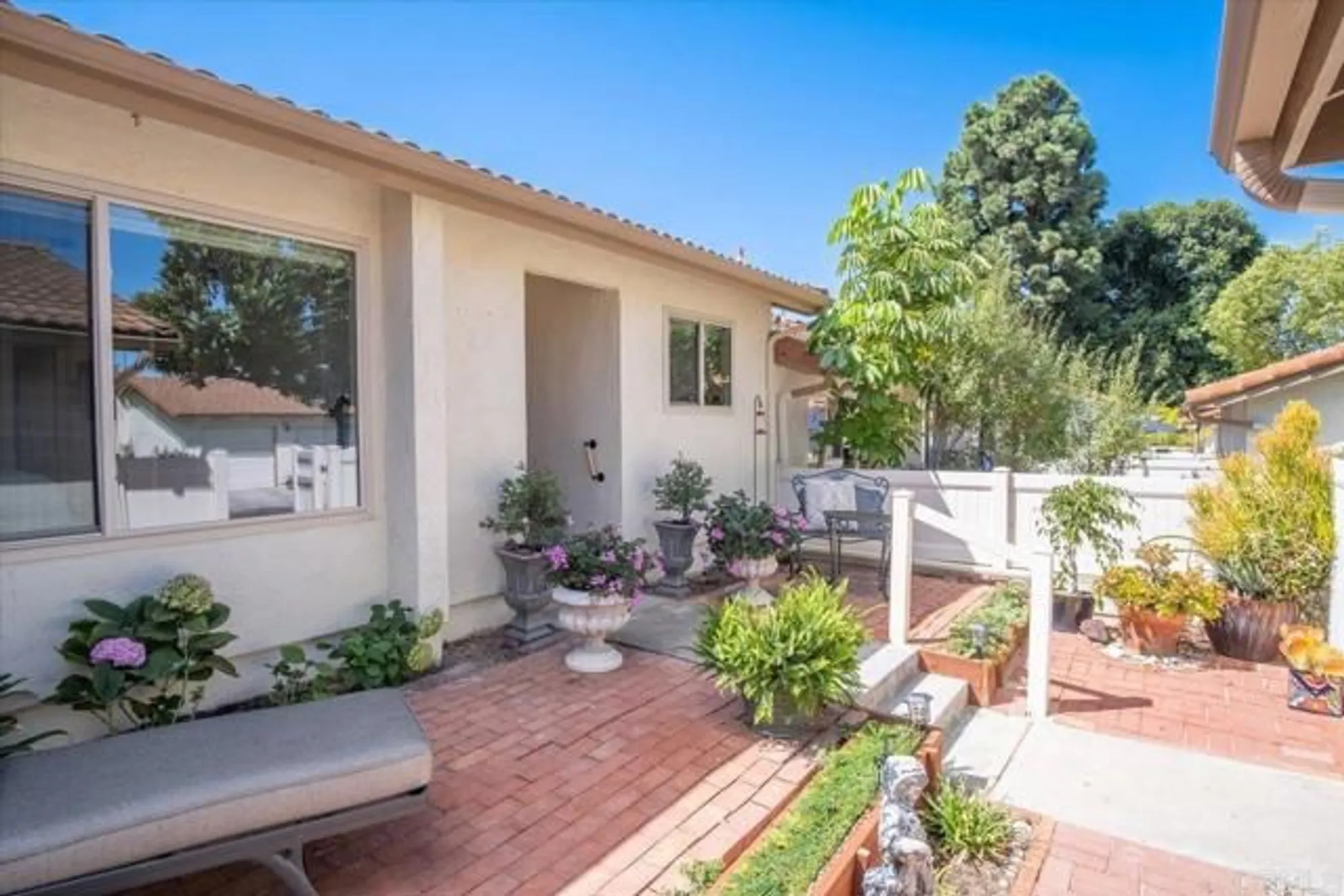 Property Slideshow image 22 of 38 | 1716 kellington pl, Encinitas, CA, 92024