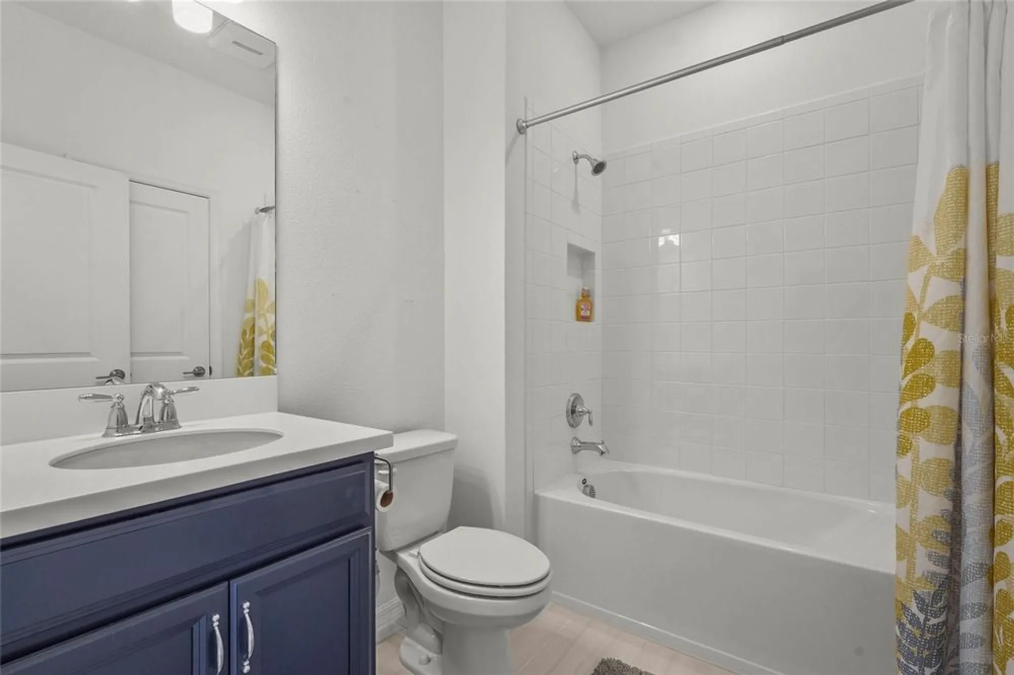 Property Slideshow image 20 of 41 | 10179 milky way cir, Sarasota, FL, 34241