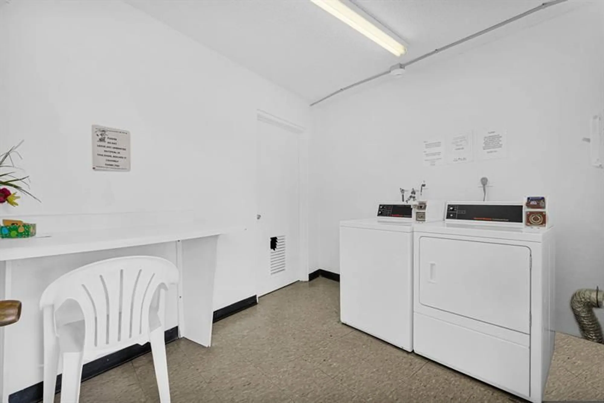 Property Slideshow image 33 of 47 | 2038 newport h # 2038, Deerfield Beach, FL, 33442