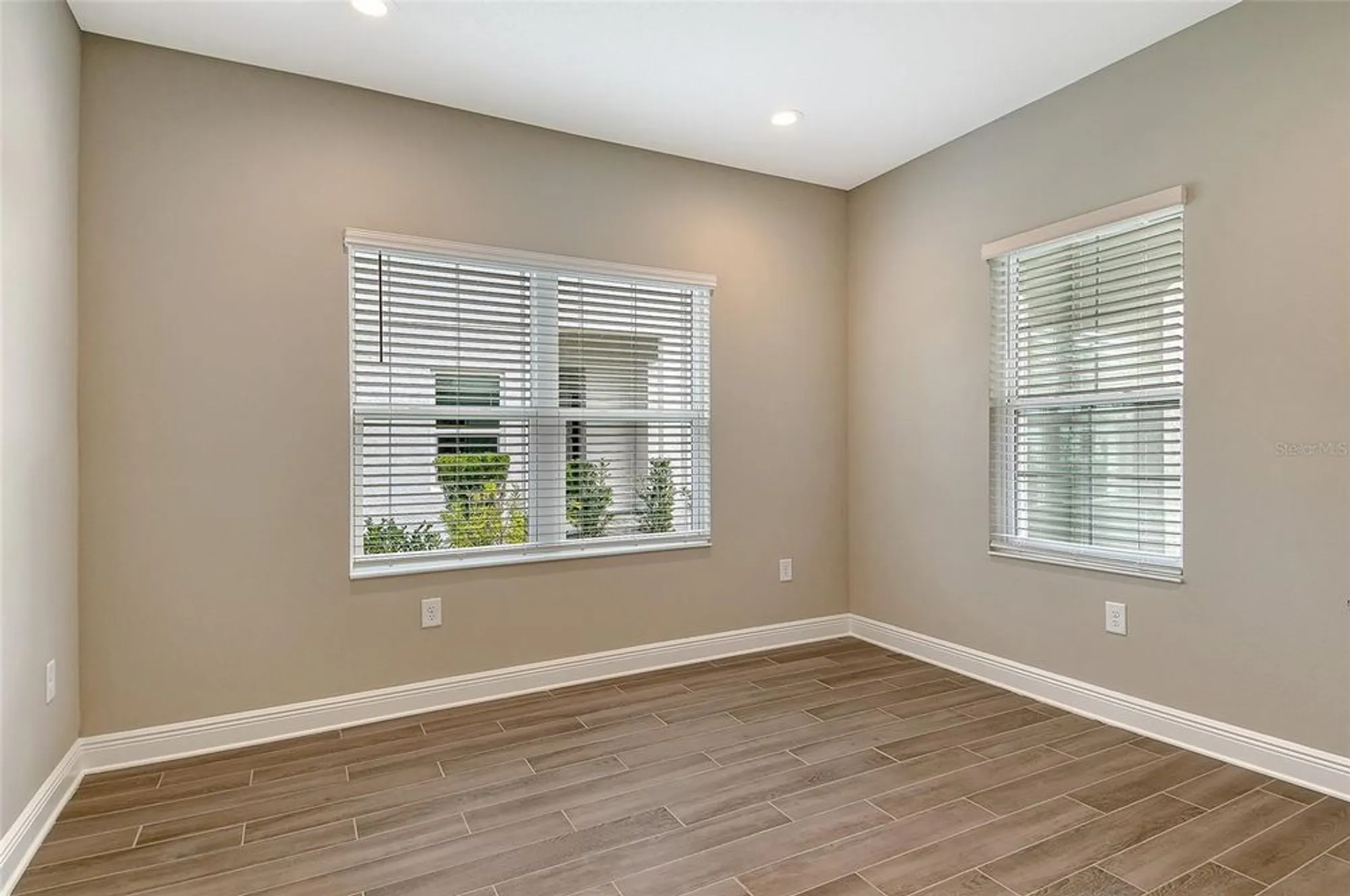 Property Slideshow image 25 of 35 | 12709 palatka dr, Venice, FL, 34293