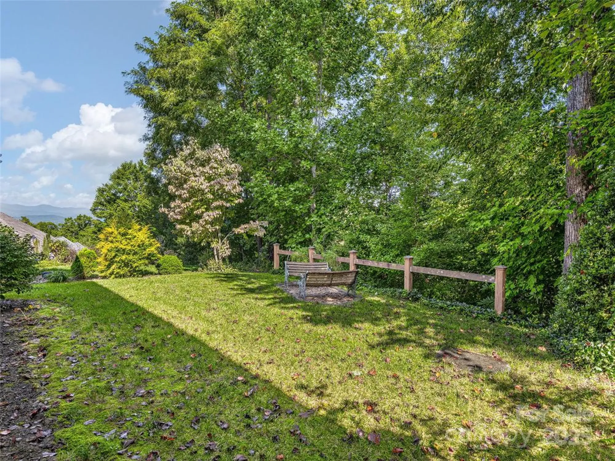 Property Slideshow image 27 of 35 | 54 deep valley ln, Hendersonville, NC, 28791