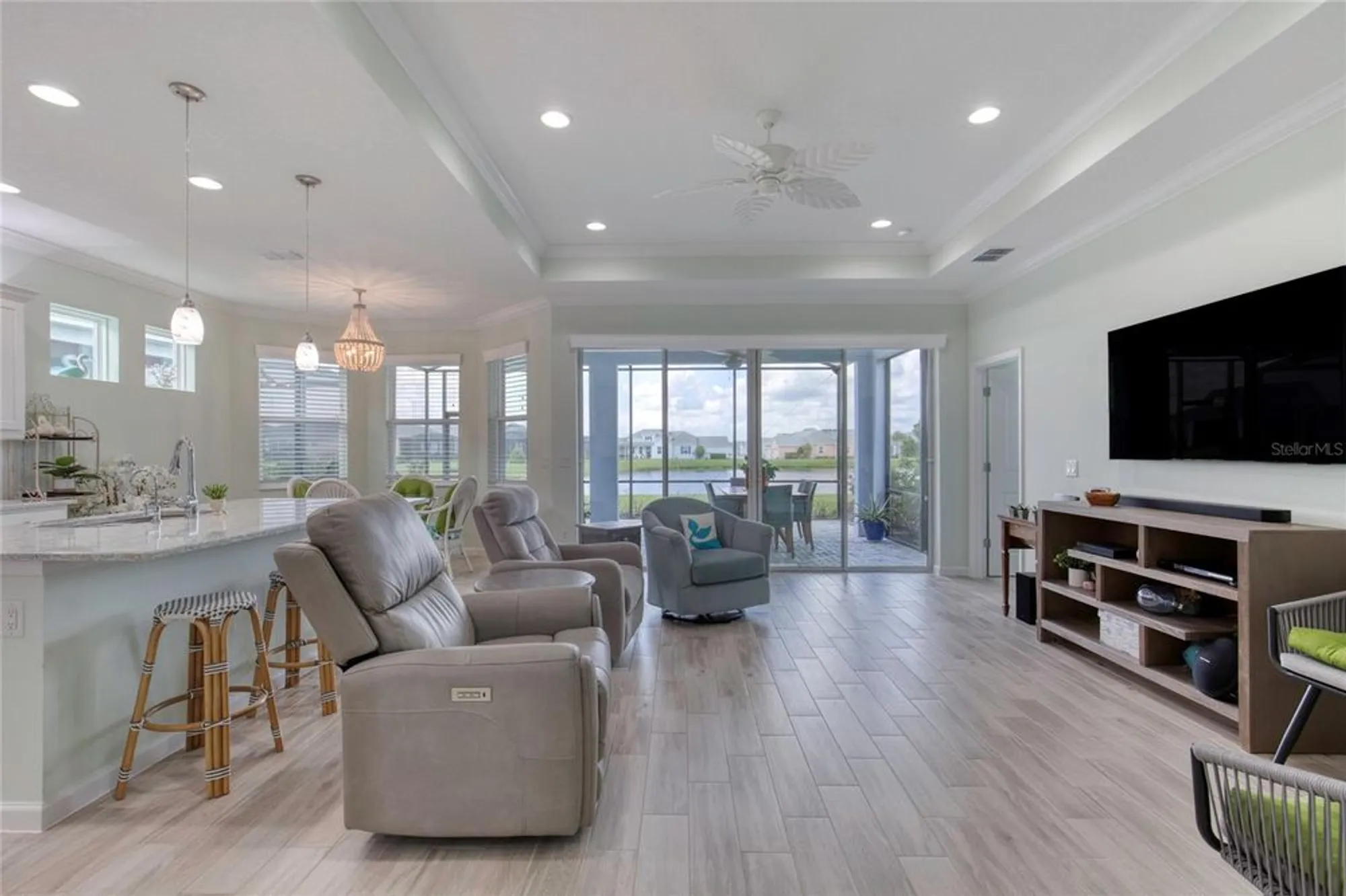 Property Slideshow image 11 of 50 | 213 cheeseburger dr, Daytona Beach, FL, 32124