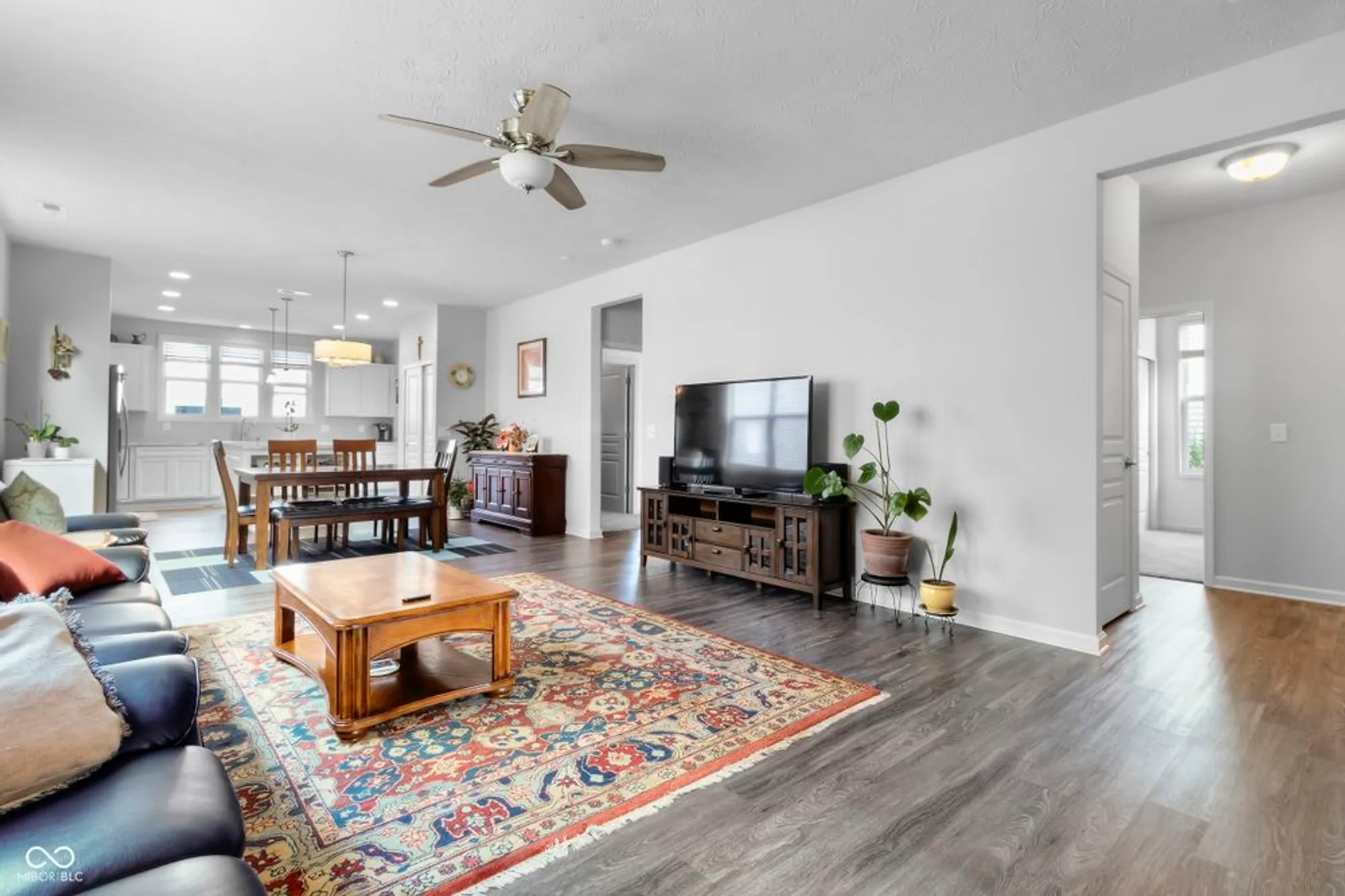 Property Slideshow image 4 of 52 | 13456 ravenswood trl, Fishers, IN, 46037