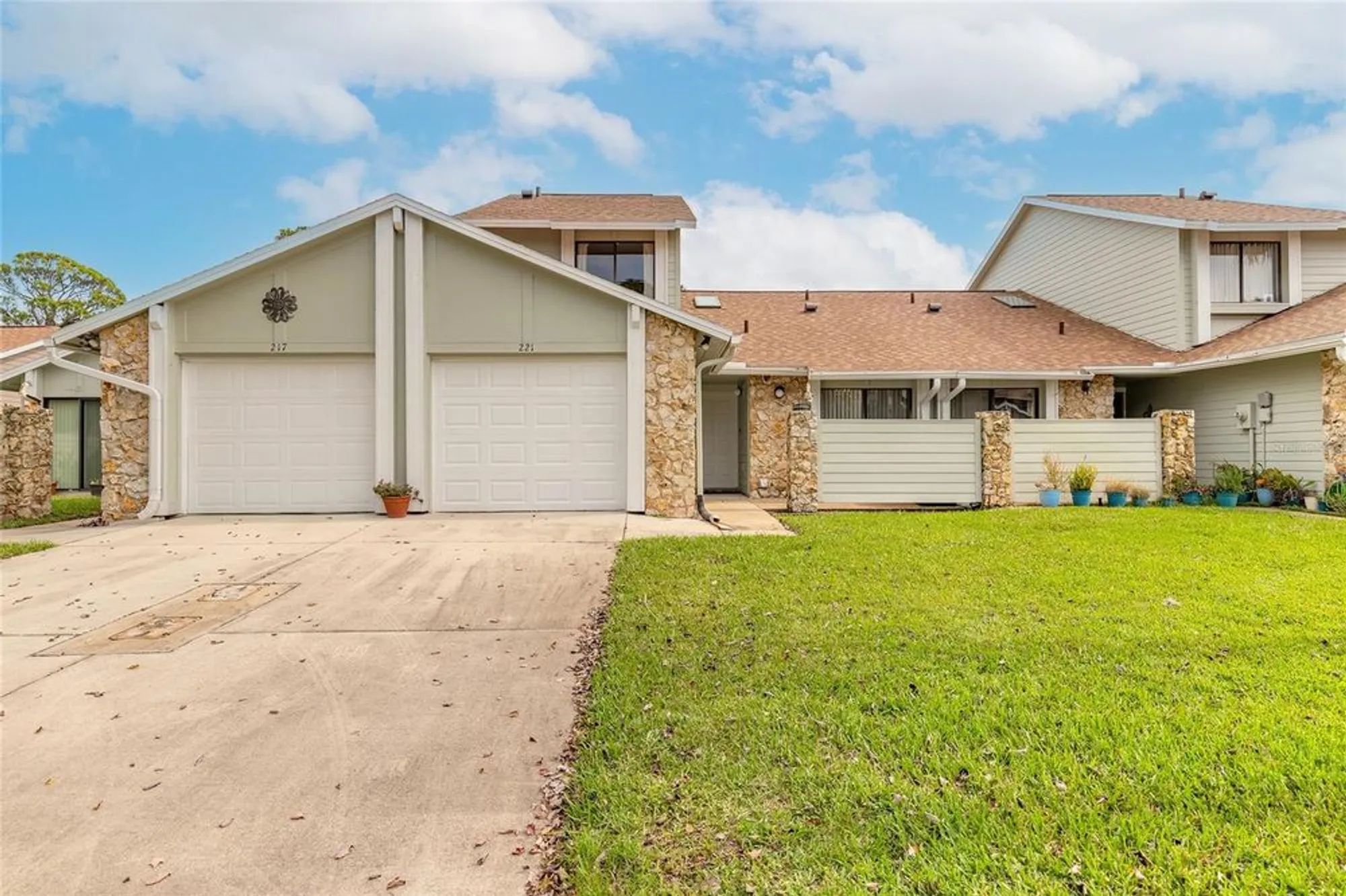 Property Slideshow image 1 of 43 | 221 surf scooter dr, Daytona Beach, FL, 32119