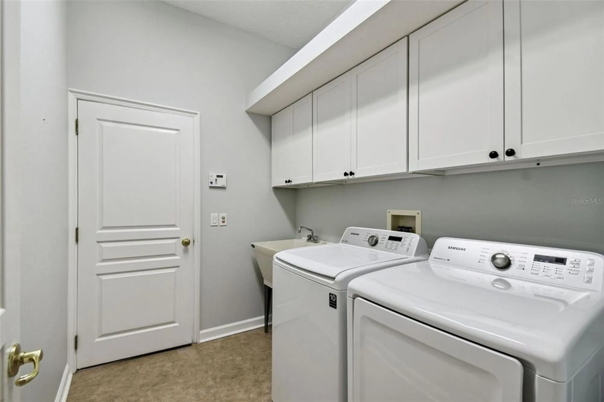 Property Slideshow image 18 of 64 | 3805 scarborough ct, Clermont, FL, 34711