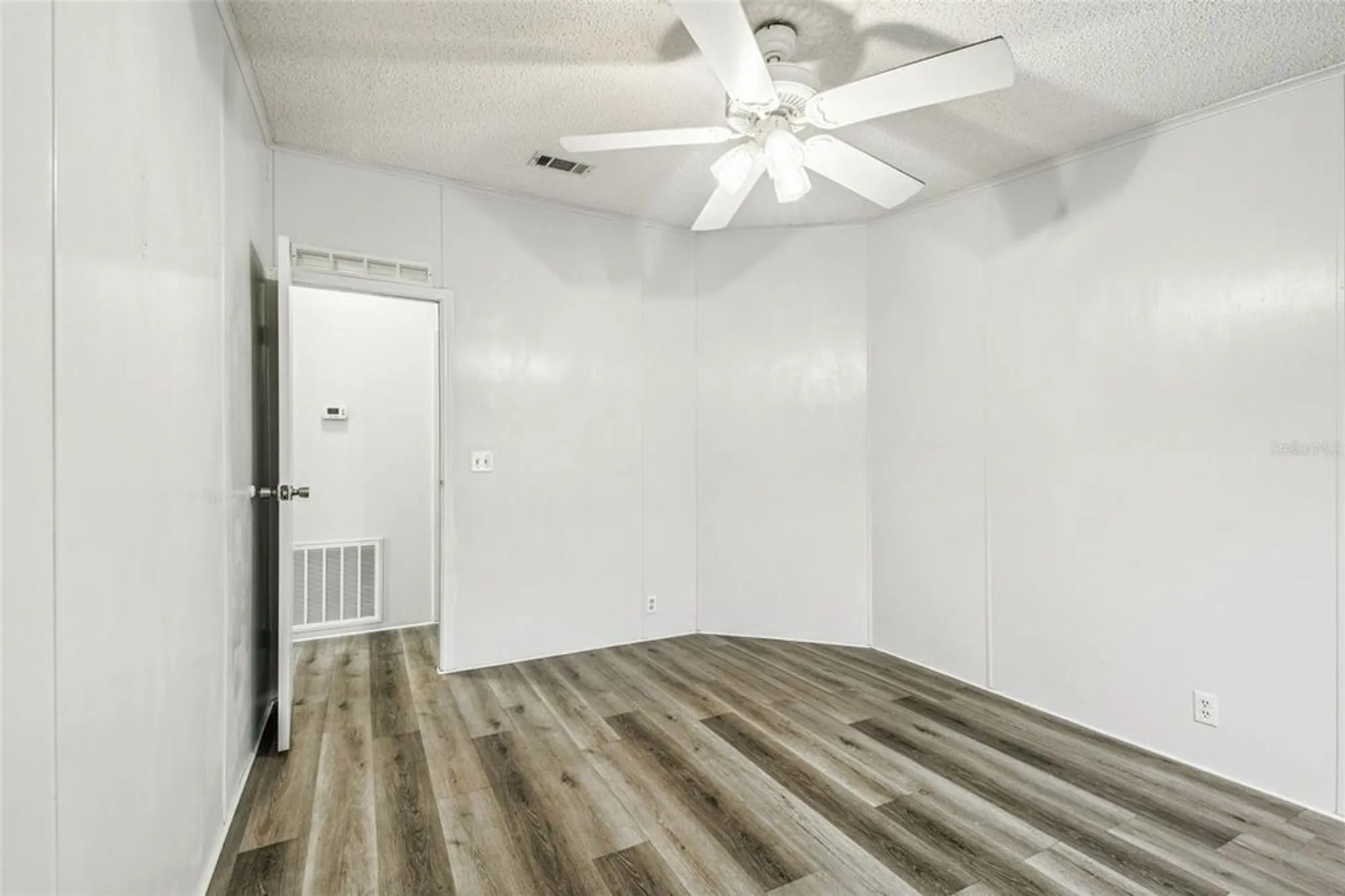 Property Slideshow image 40 of 77 | 1811 sherwood hill dr, Lakeland, FL, 33810