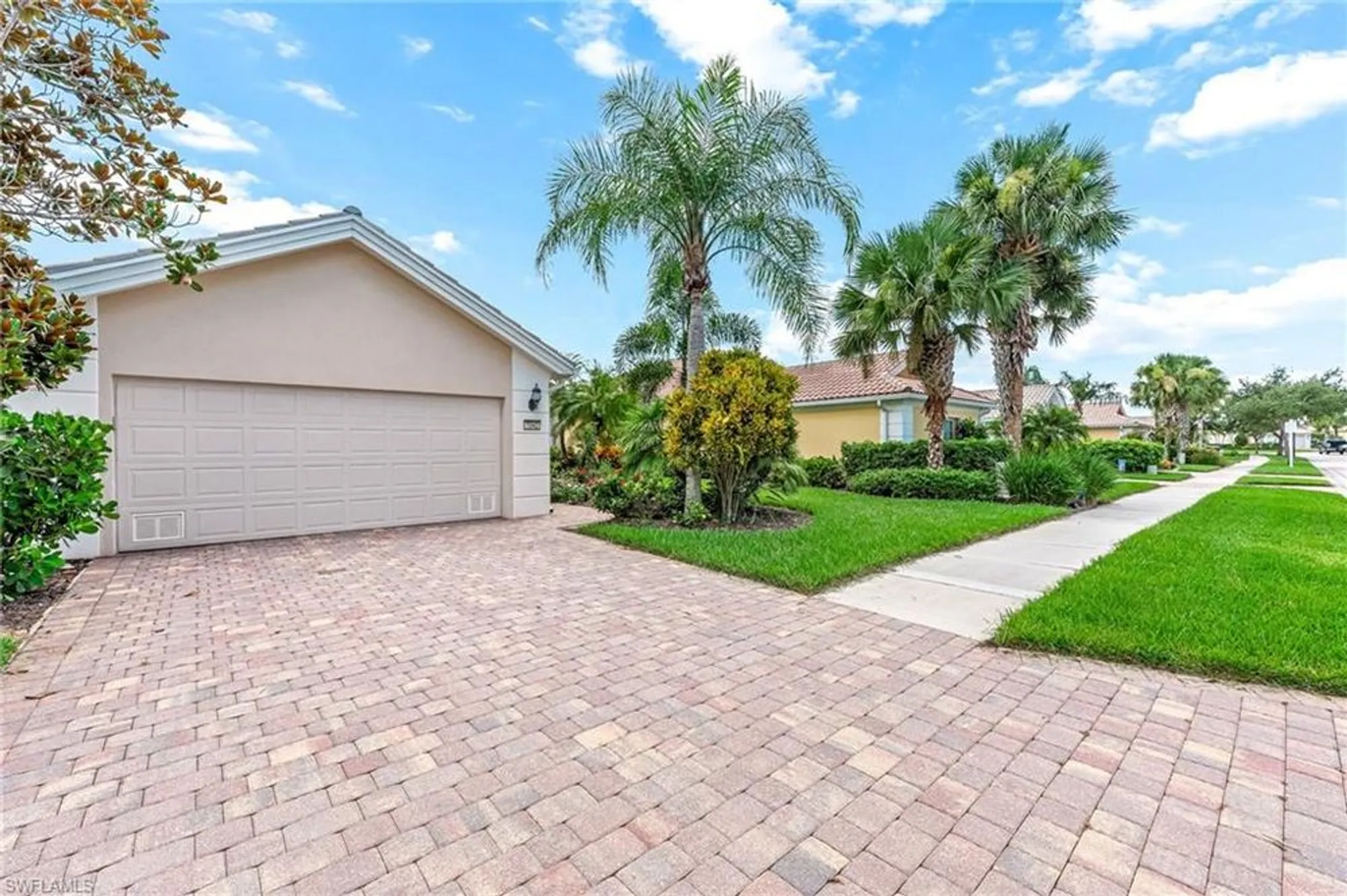Property Slideshow image 31 of 32 | 7042 toscana ct, Naples, FL, 34114