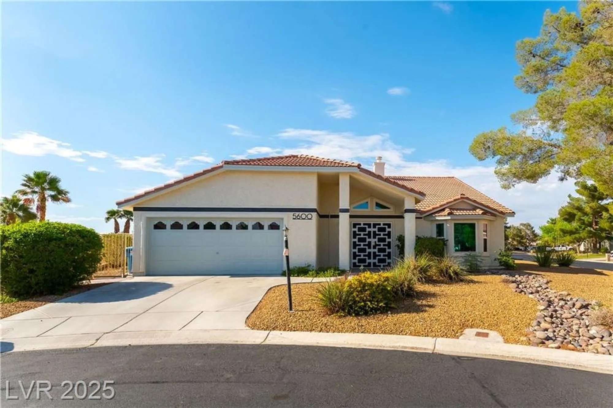 Property Slideshow image 1 of 42 | 5600 segolilly cir, Las Vegas, NV, 89130