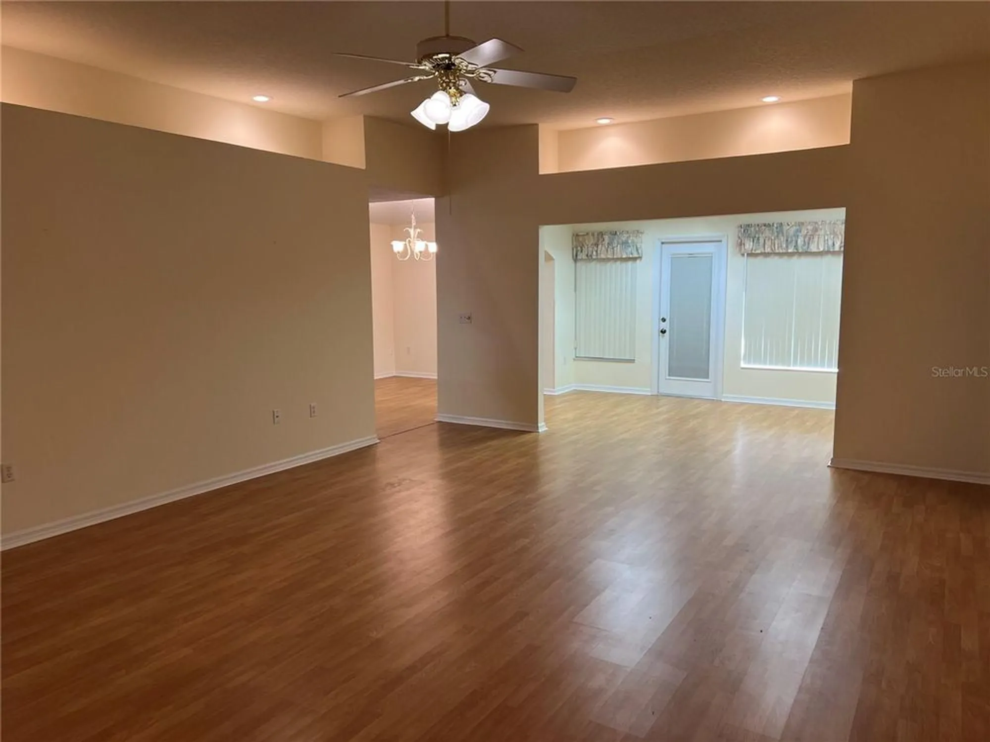 Property Slideshow image 12 of 70 | 669 waterford dr, Haines City, FL, 33844