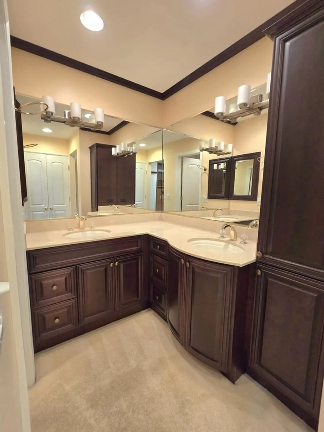 Property Slideshow image 23 of 43 | 603 thistle ln, Prospect Heights, IL, 60070