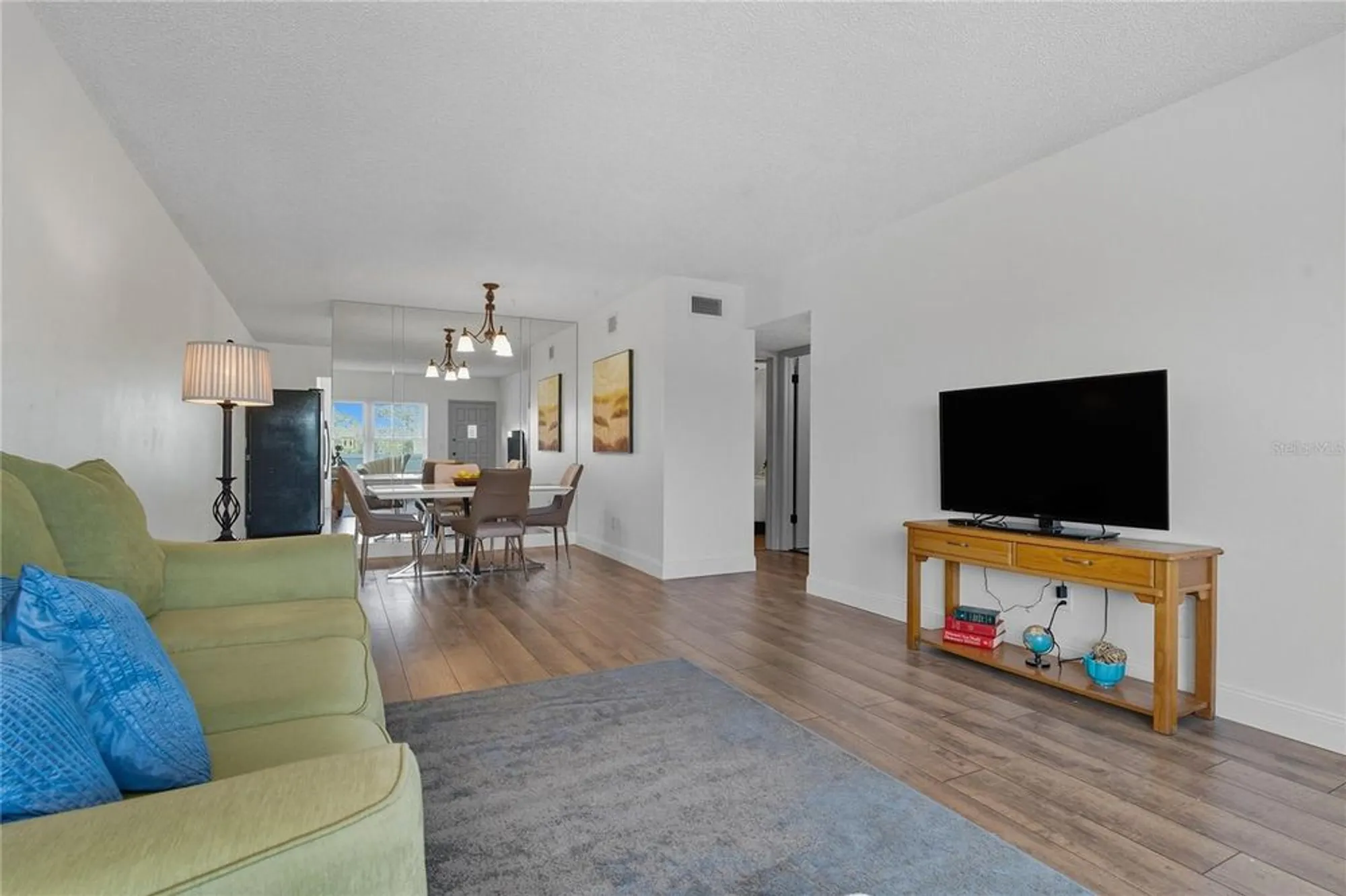 Property Slideshow image 6 of 40 | 2257 world parkway blvd 61, Clearwater, FL, 33763