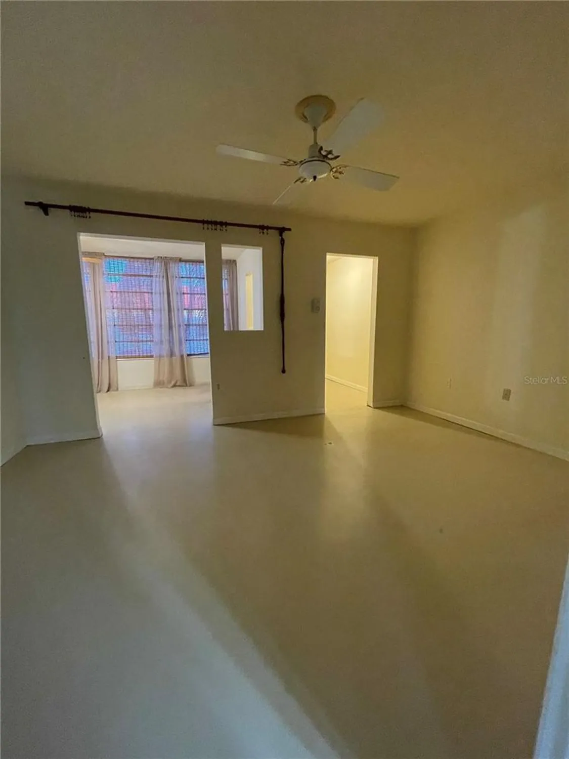 Property Slideshow image 6 of 8 | 3010 59th st 306, Gulfport, FL, 33707