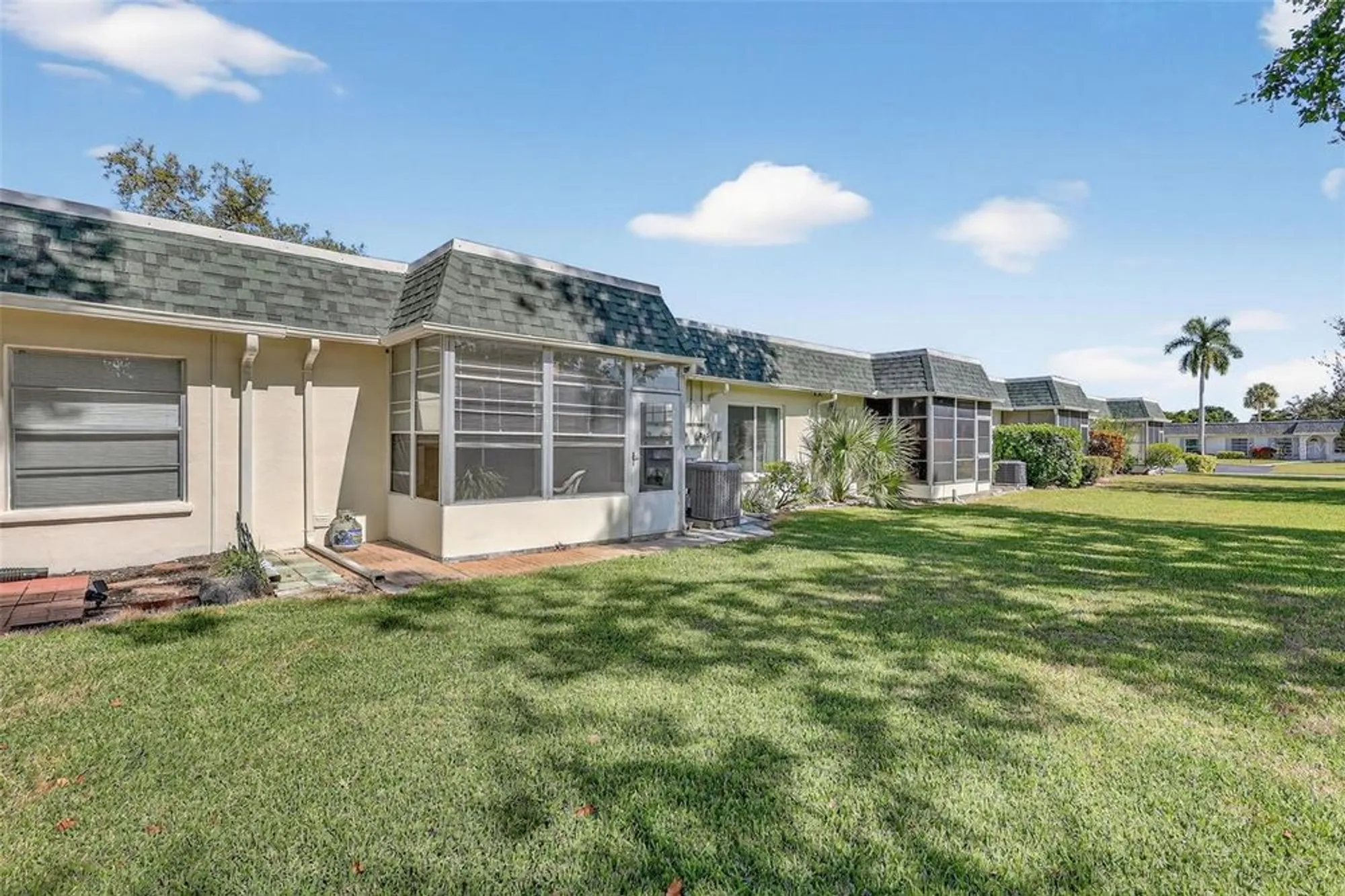 Property Slideshow image 37 of 48 | 4207 34th avenue dr w # 4207, Bradenton, FL, 34205