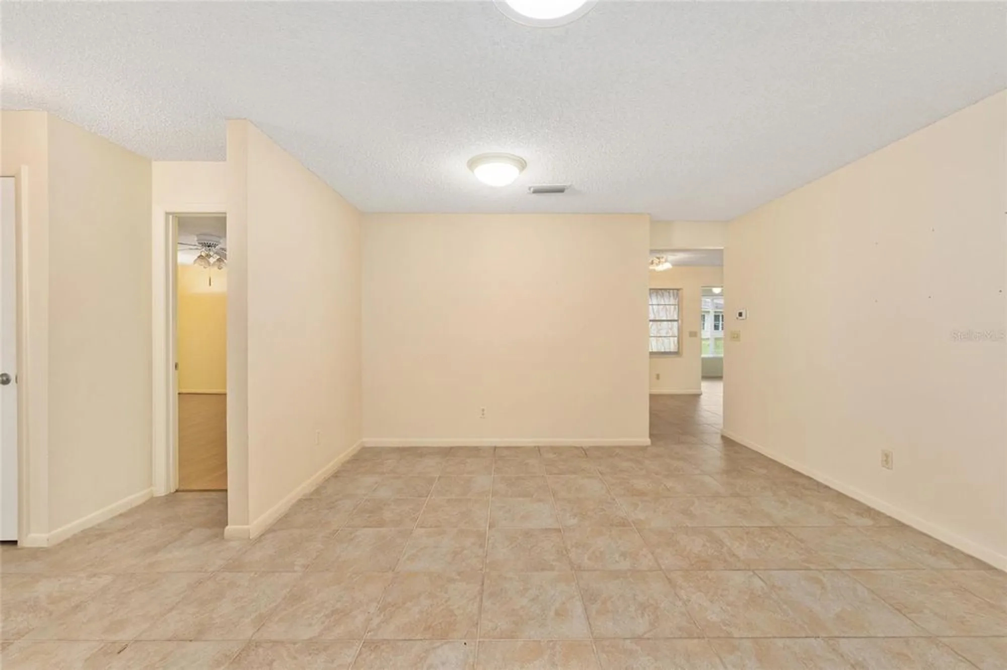 Property Slideshow image 14 of 40 | 9121 sw 83rd ct c, Ocala, FL, 34481