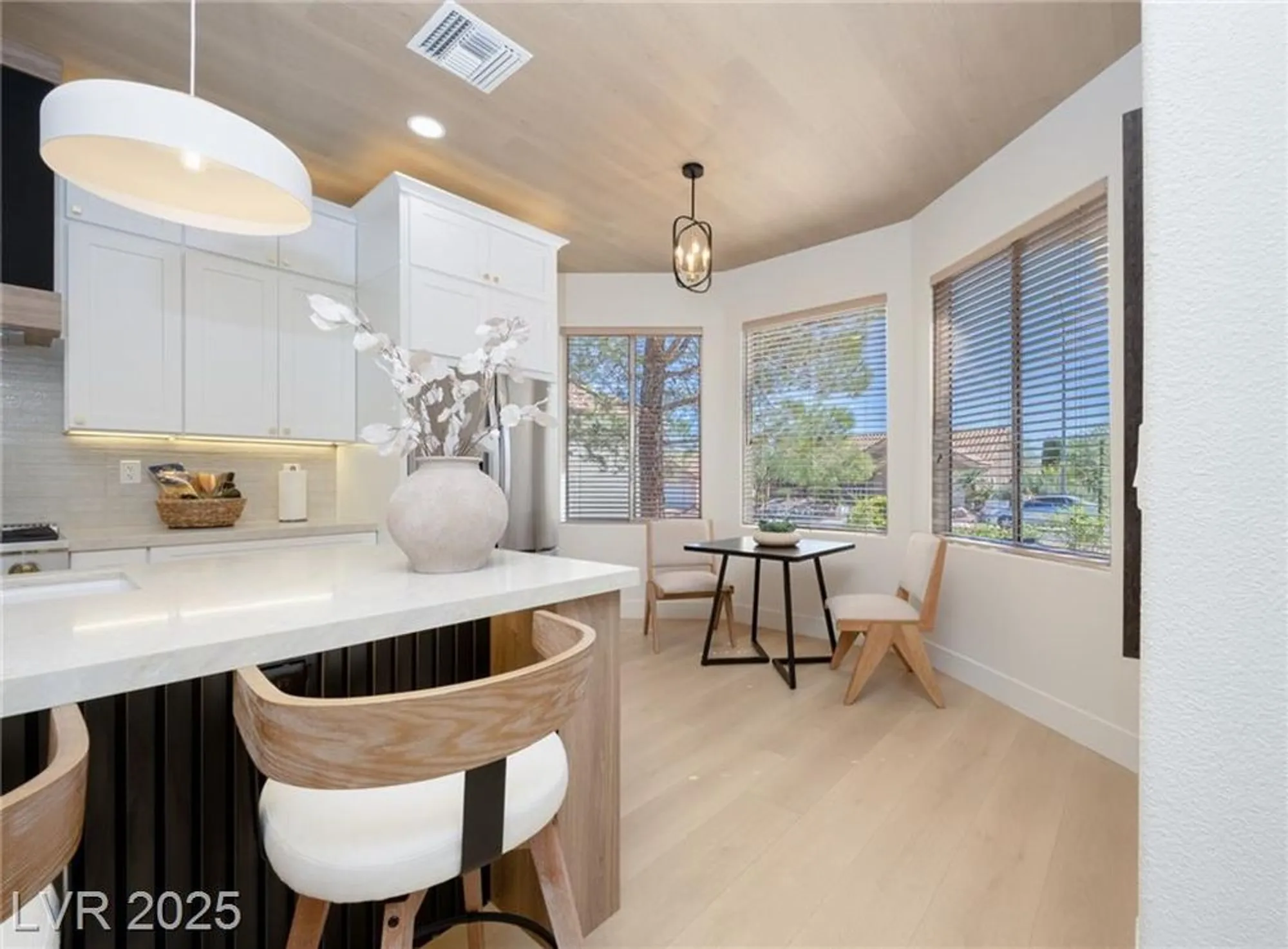 Property Slideshow image 12 of 43 | 2725 youngdale dr, Las Vegas, NV, 89134