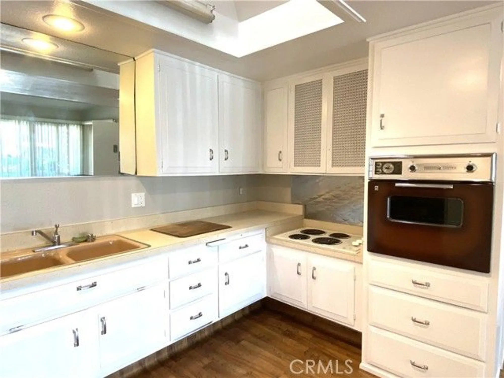Property Slideshow image 15 of 24 | 13962 el dorado dr, Seal Beach, CA, 90740