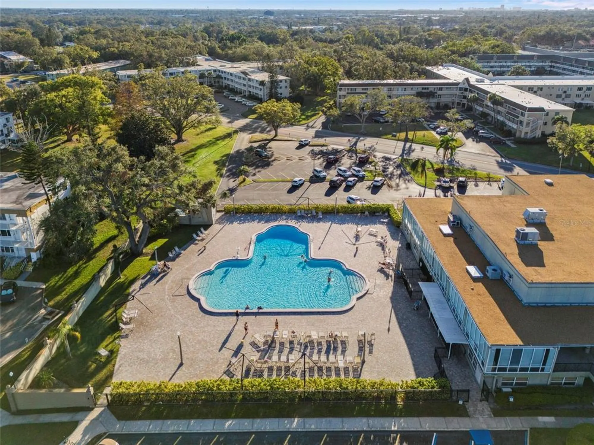 Property Slideshow image 52 of 61 | 2440 world parkway blvd 38, Clearwater, FL, 33763