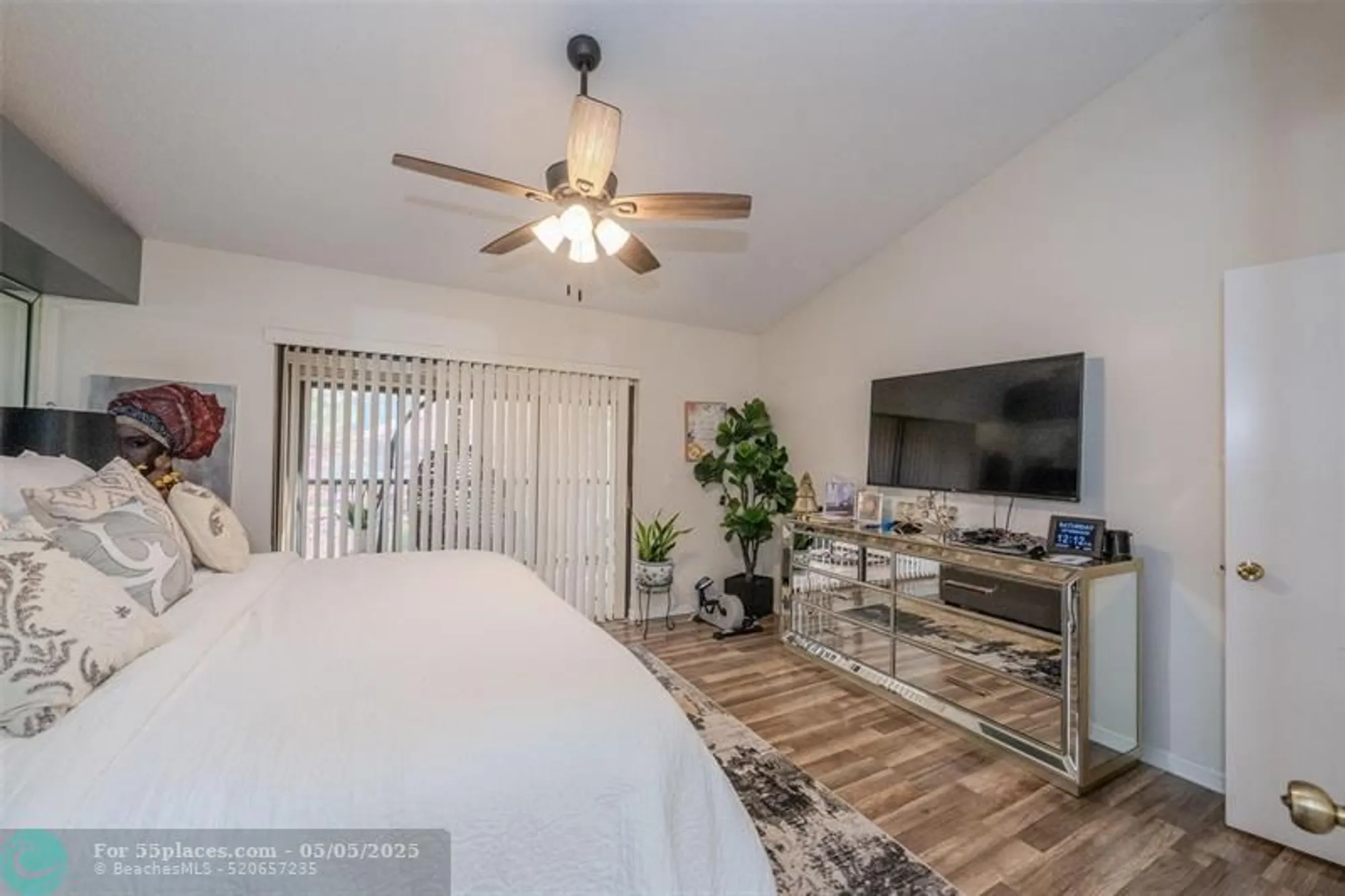 Property Slideshow image 14 of 38 | 3022 lucerne park dr, Greenacres, FL, 33467