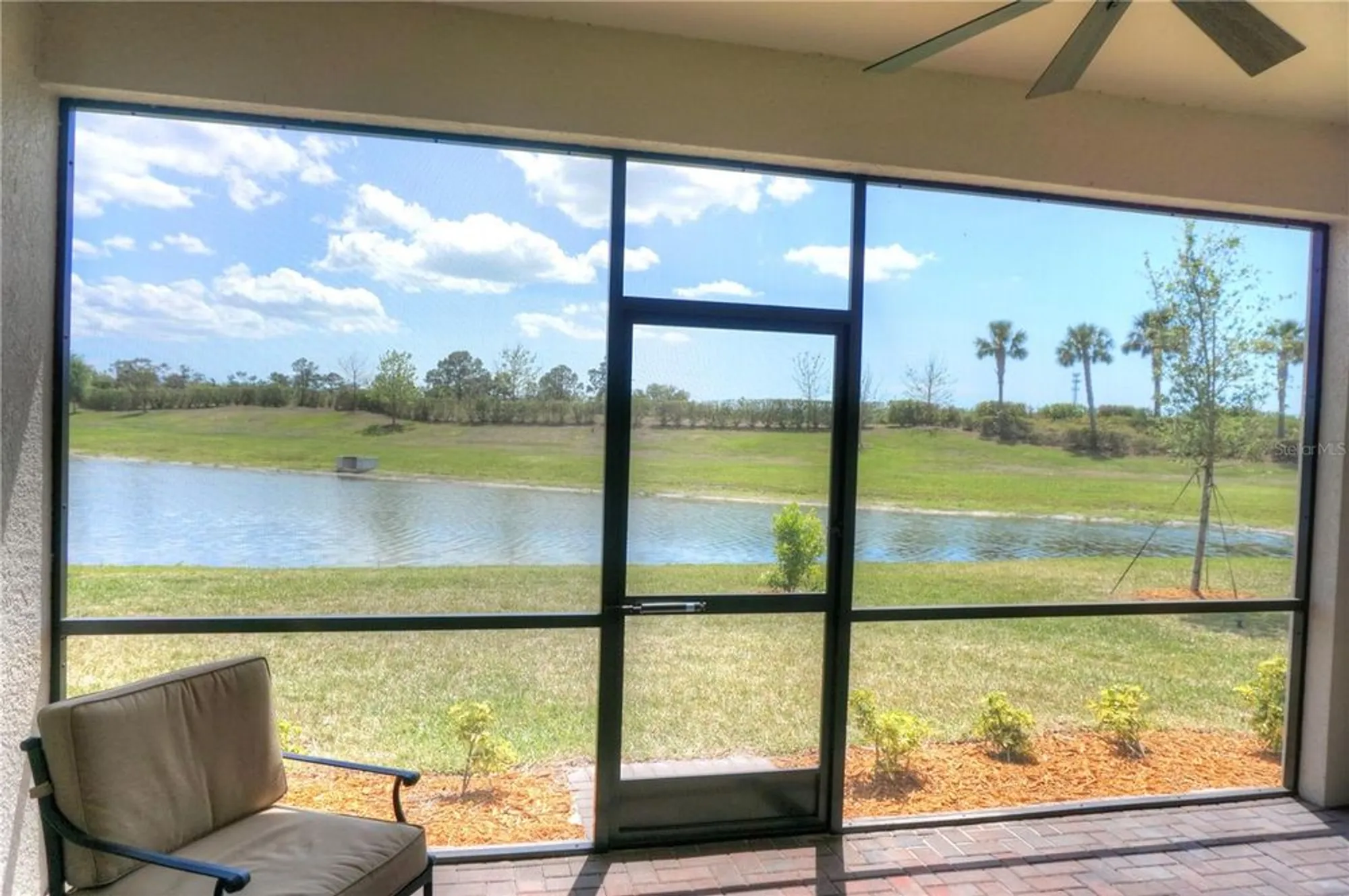 Property Slideshow image 15 of 38 | 24273 spartina dr, Venice, FL, 34293