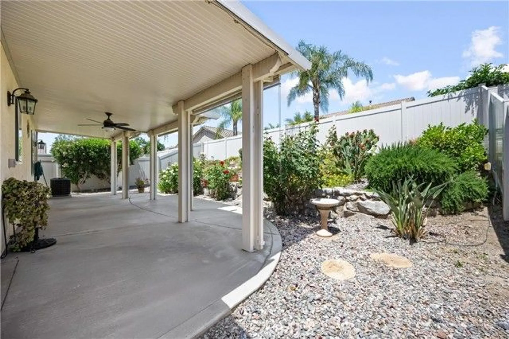 Property Slideshow image 25 of 53 | 28216 meadowsweet dr, Menifee, CA, 92584