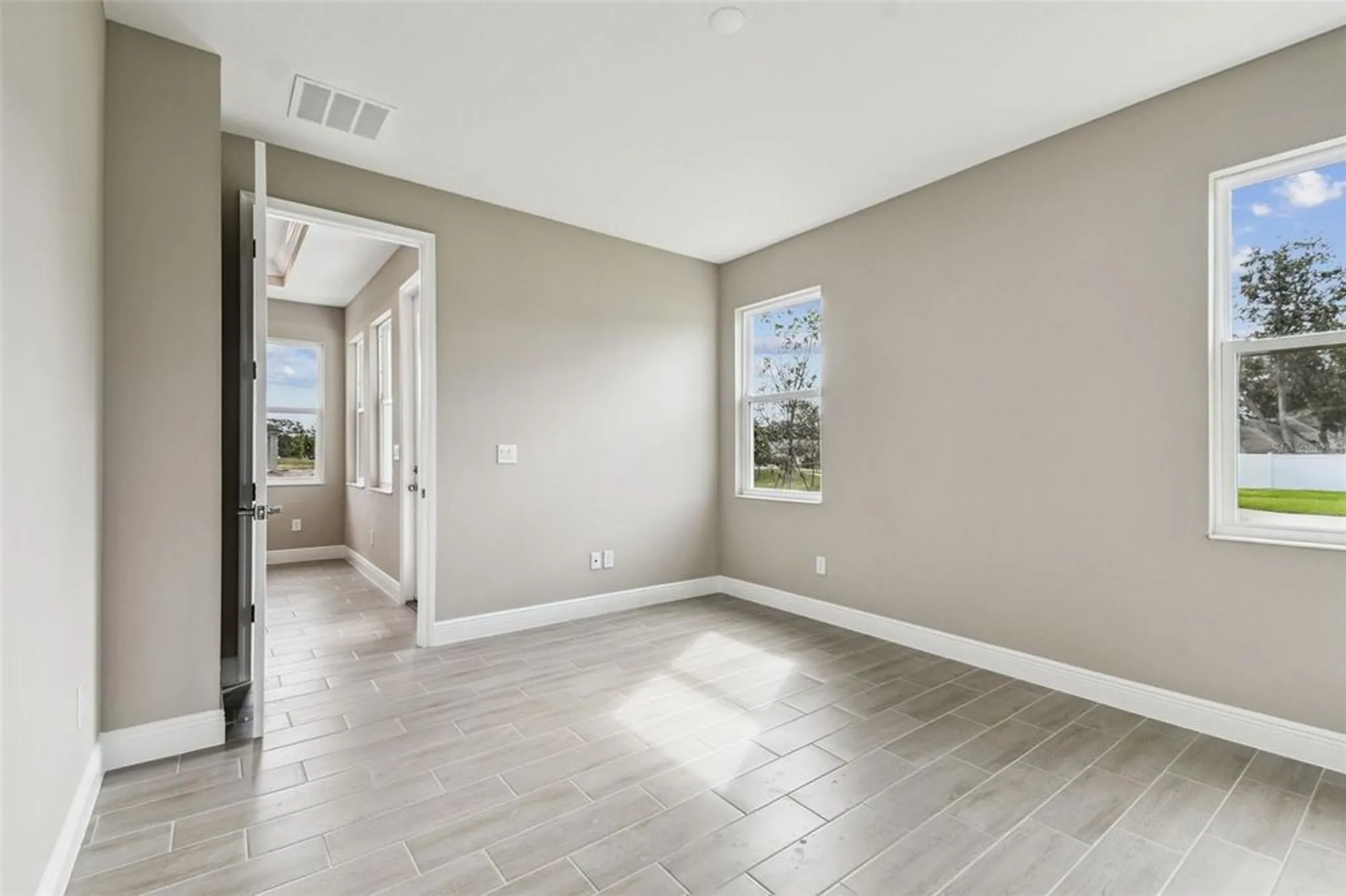 Property Slideshow image 11 of 12 | 3766 nandina cir, Sun City Center, FL, 33573