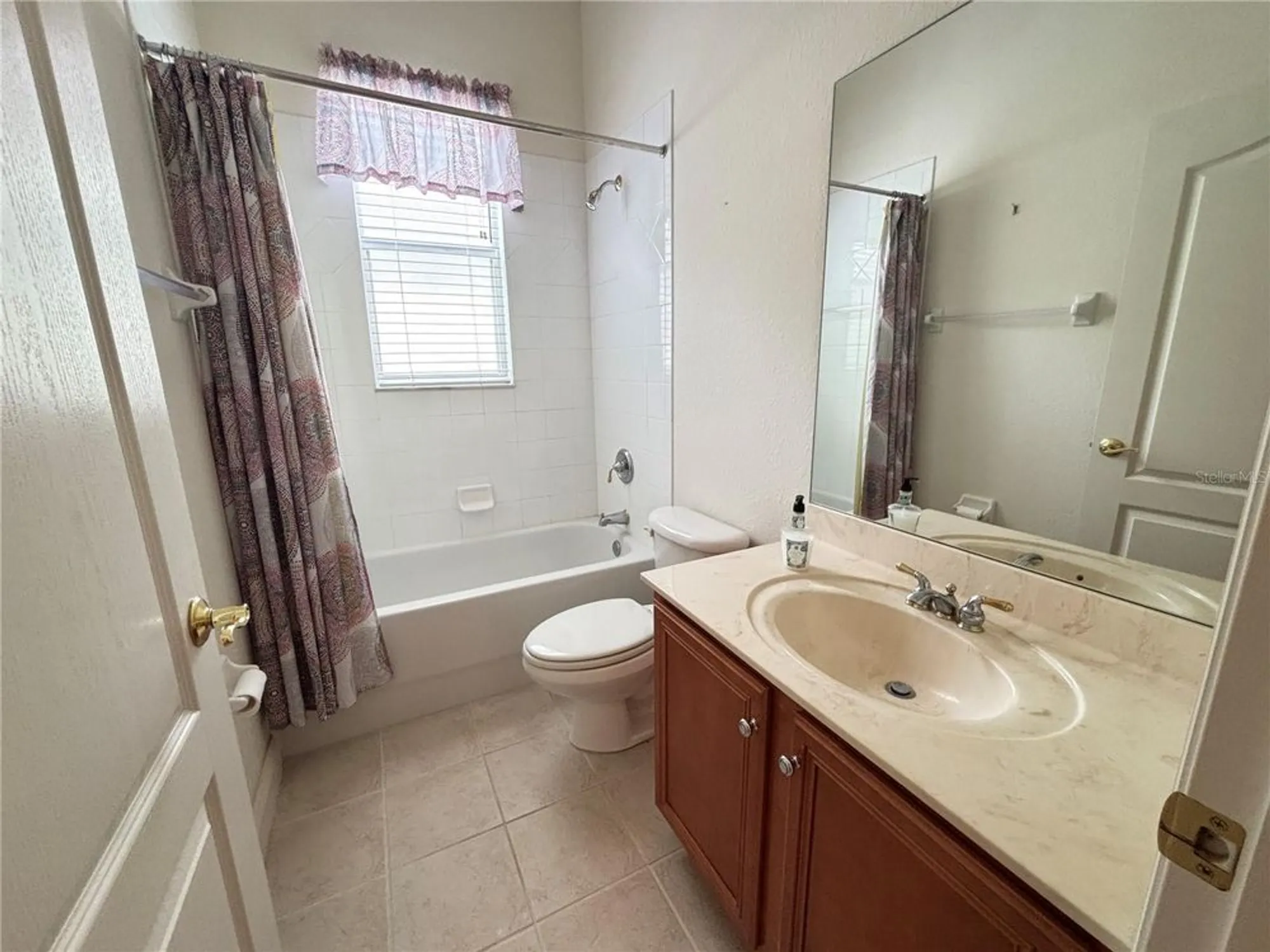 Property Slideshow image 18 of 23 | 9936 cleghorn dr, San Antonio, FL, 33576