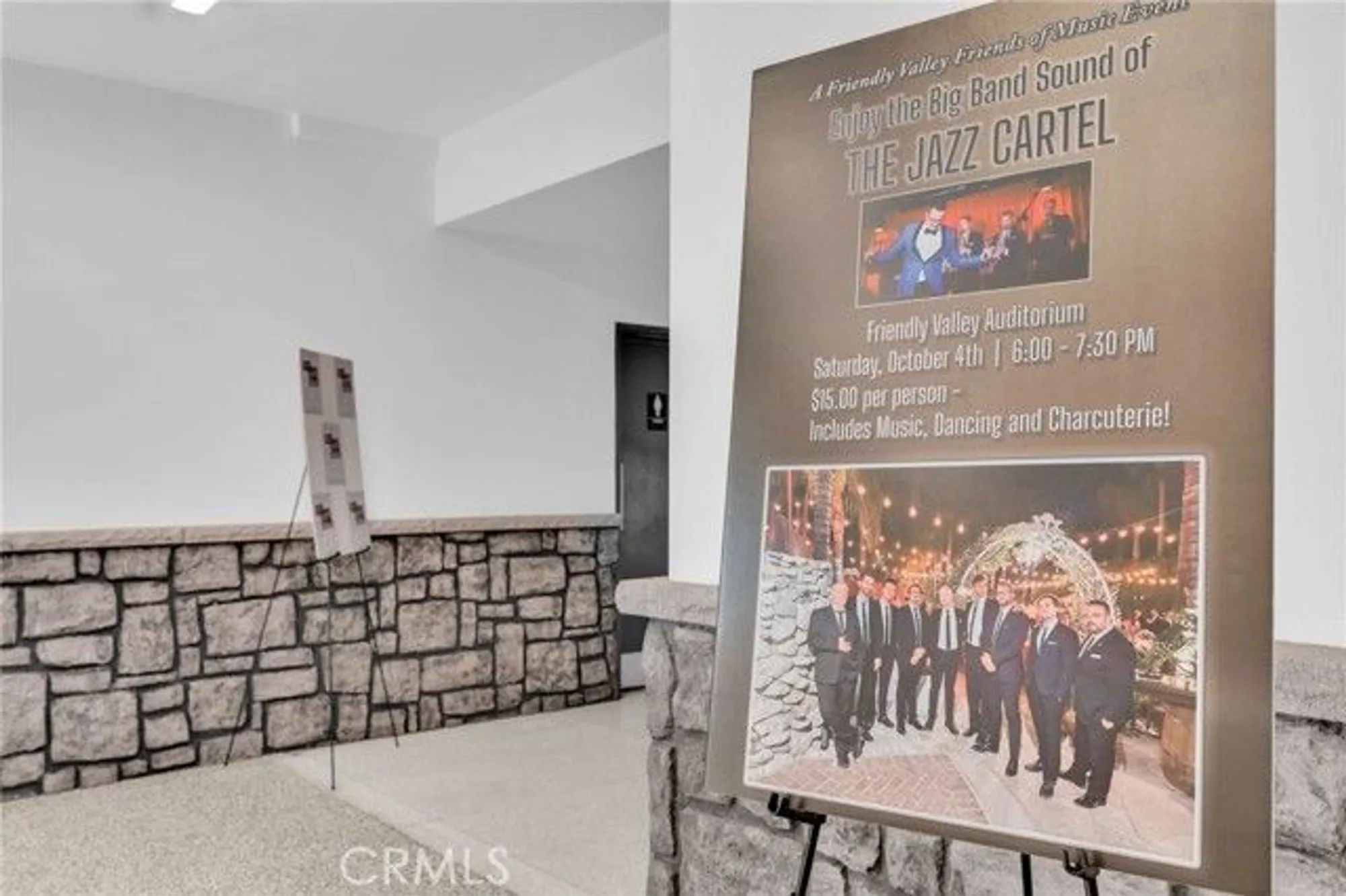 Property Slideshow image 39 of 53 | 26745 oak crossing rd d, Newhall, CA, 91321