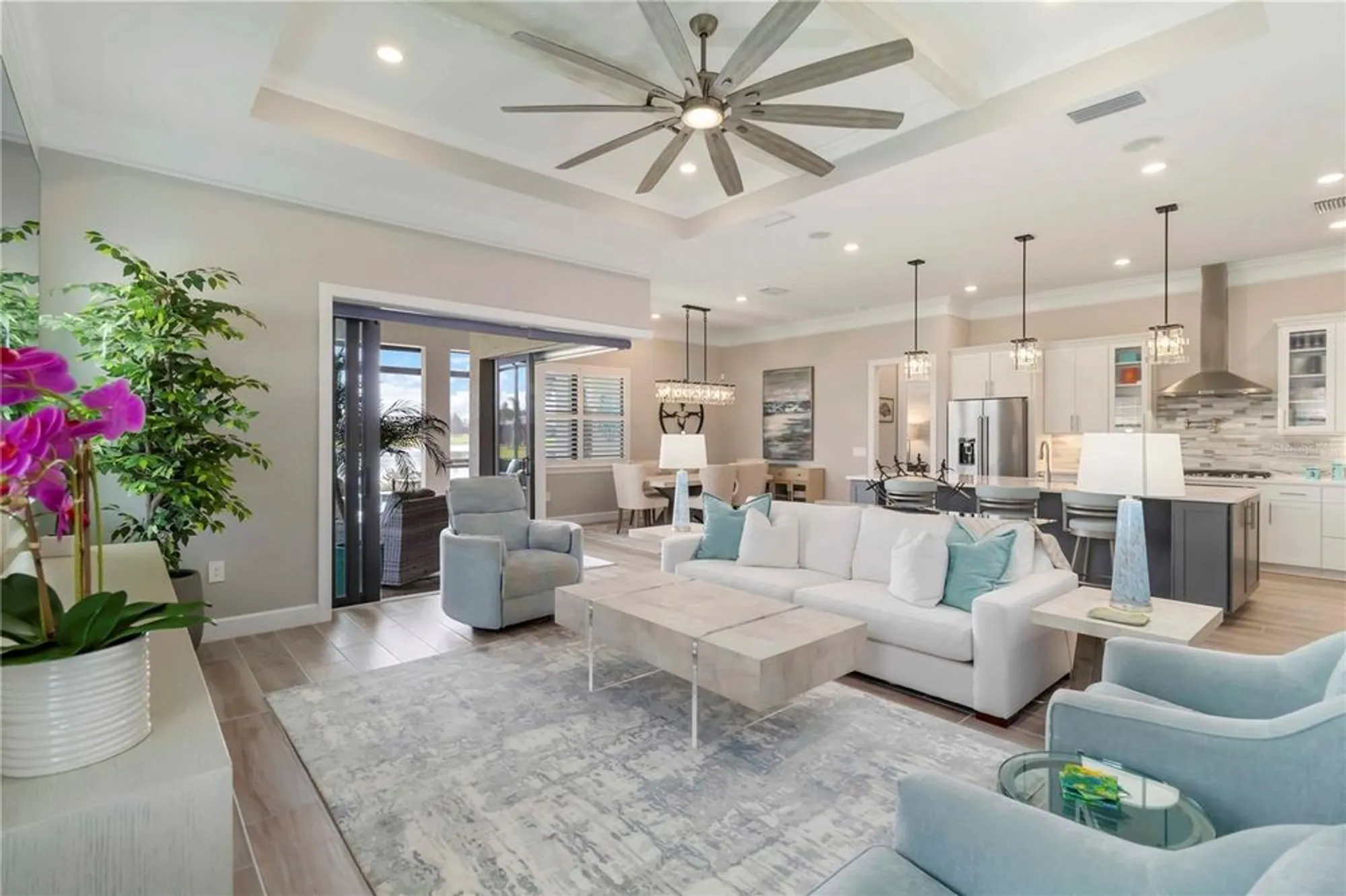 Property Slideshow image 20 of 83 | 7327 summerland cv, Bradenton, FL, 34202