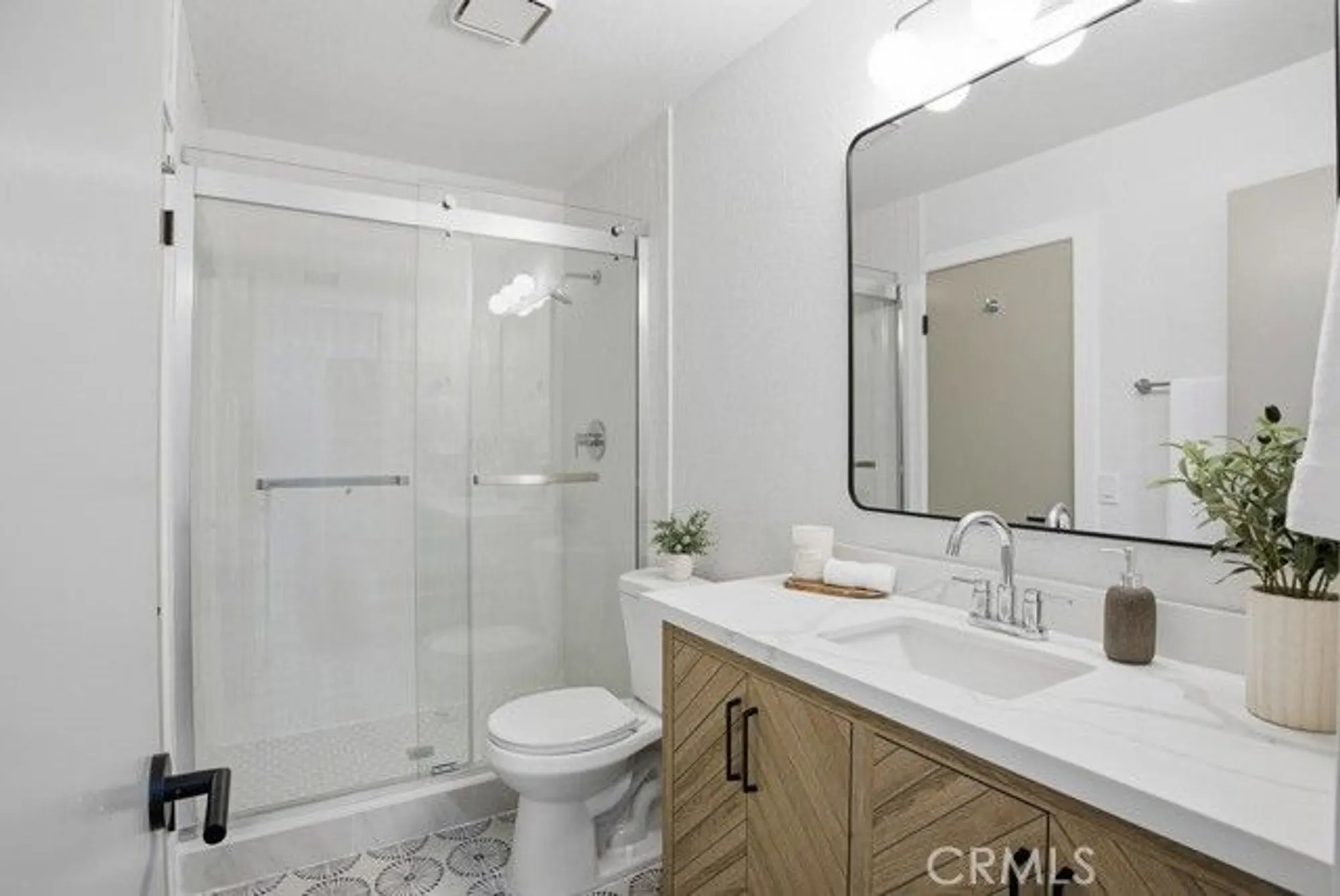 Property Slideshow image 32 of 52 | 1069 belleza st, Camarillo, CA, 93012