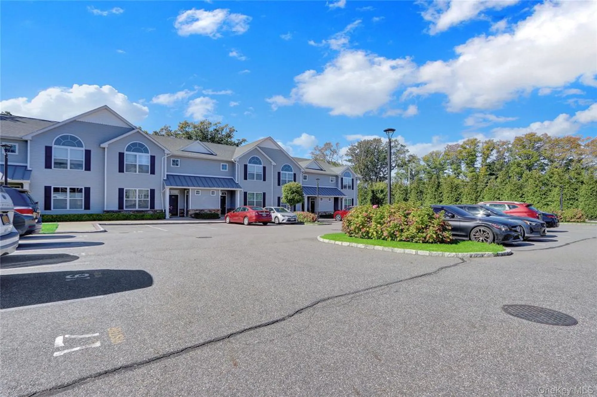 Property Slideshow image 21 of 25 | 704 breton way # 704, Glen Cove, NY, 11542