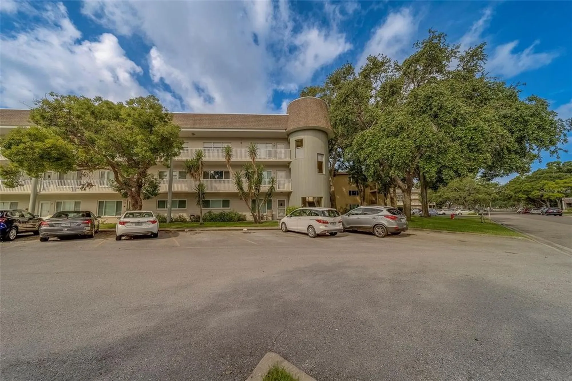 Property Slideshow image 79 of 85 | 2441 persian dr apt 61, Clearwater, FL, 33763