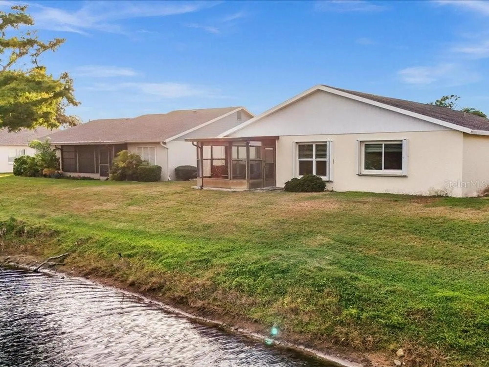 Property Slideshow image 29 of 50 | 515 wekiva river ct 81, Englewood, FL, 34223